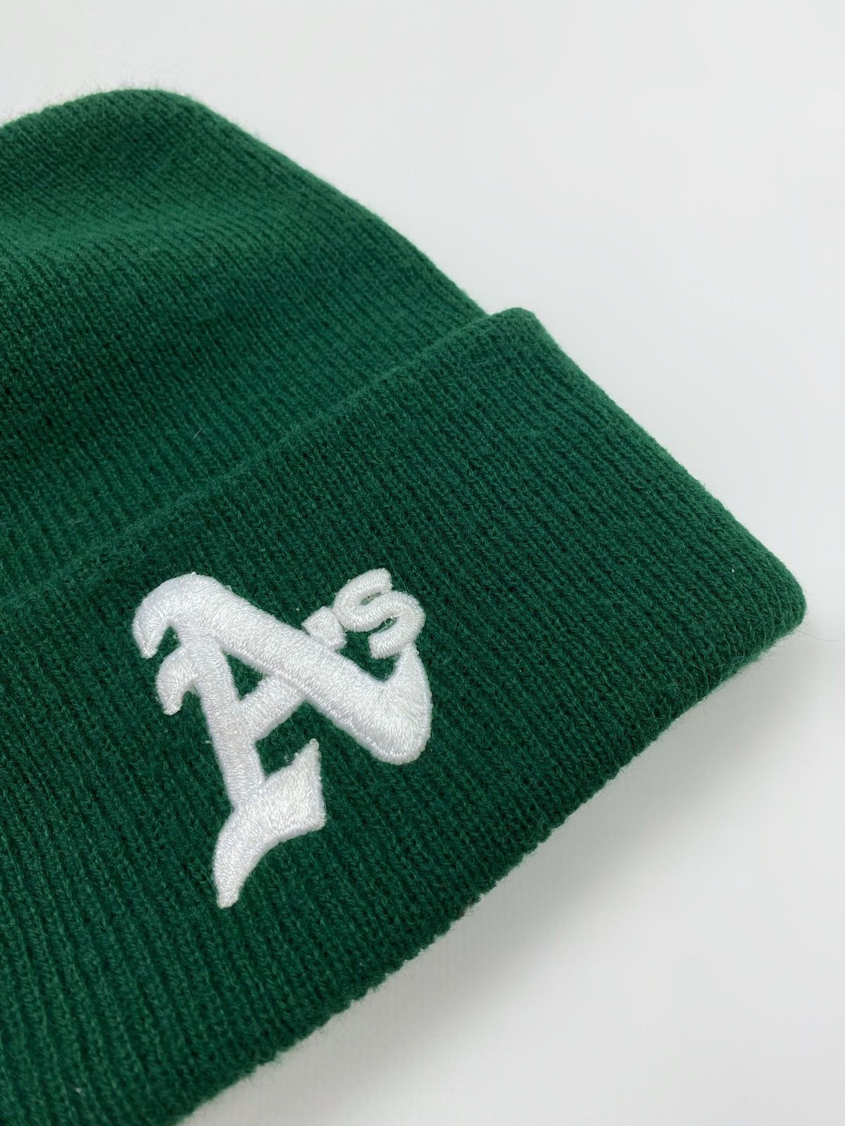 Vintage 1990’s Vintage Oakland Athletics Pine Green Cuff Beanie Hat Size ONE SIZE - 6 Thumbnail