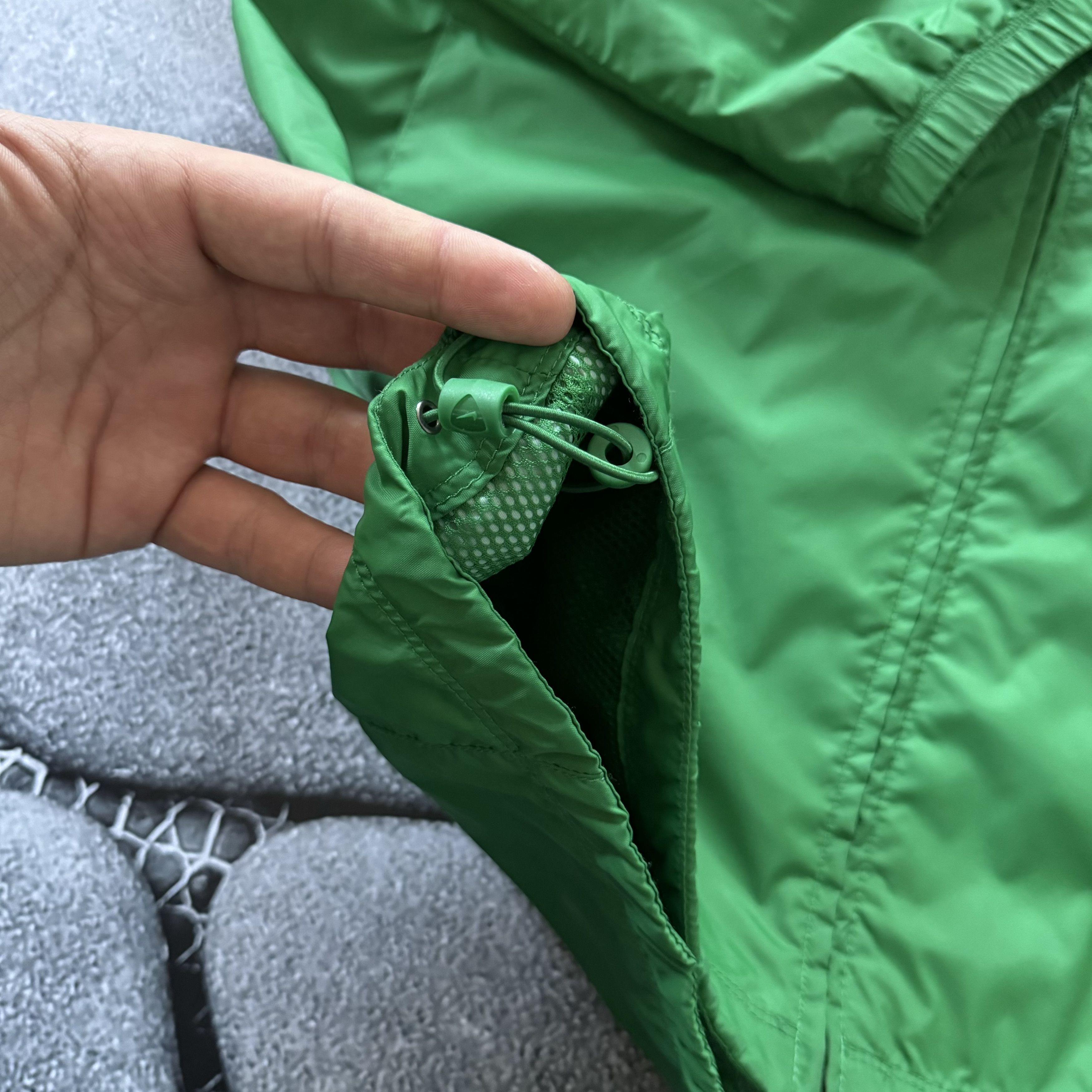 Nike NIKE VINTAGE GREEN WINDBREAKER ZIP SWOOSH JACKET Size US M / EU 48-50 / 2 - 7 Thumbnail