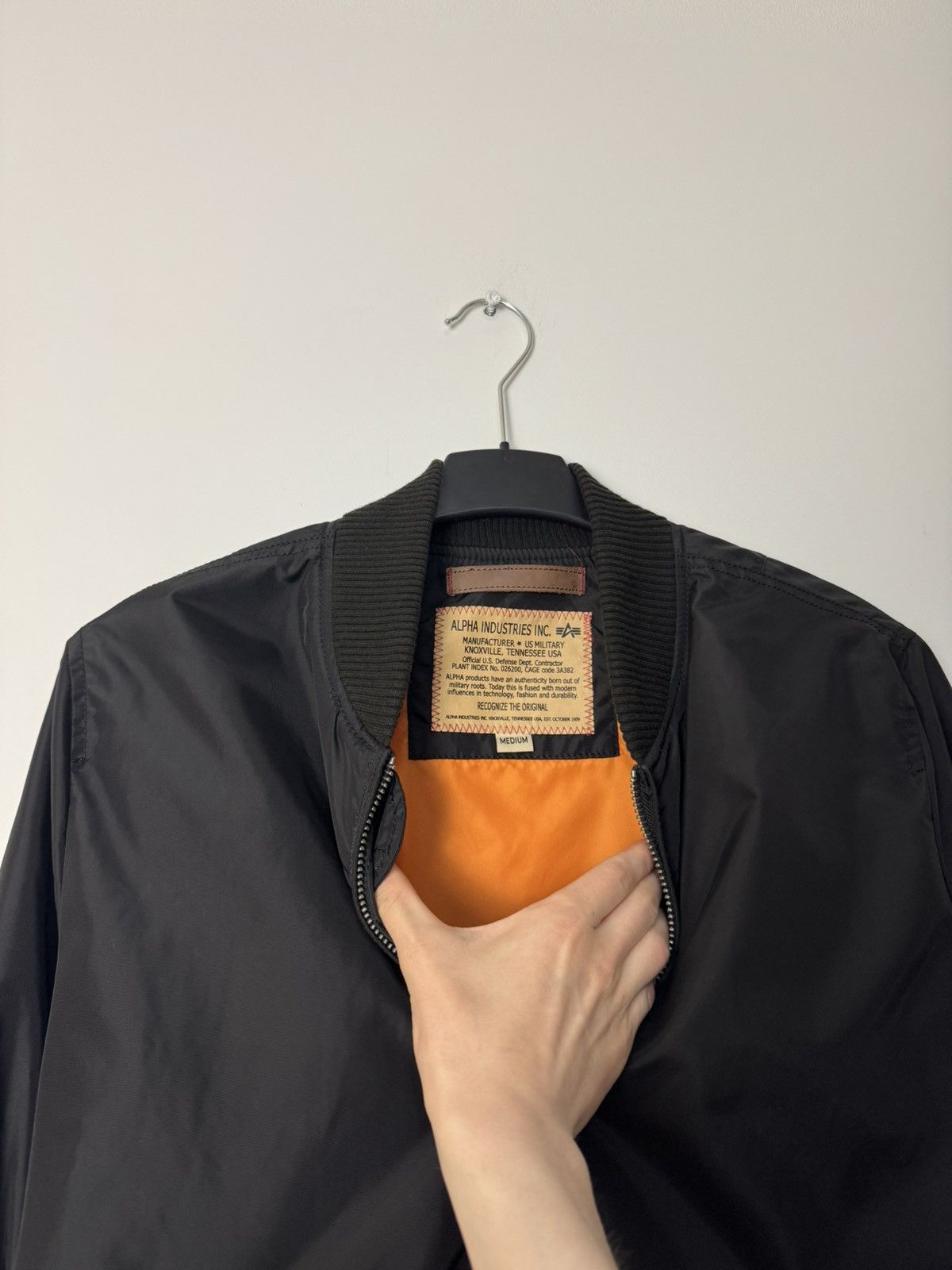 Alpha Industries Alpha Industries black bomber jacket avant Garde Japanese Size US M / EU 48-50 / 2 - 8 Thumbnail
