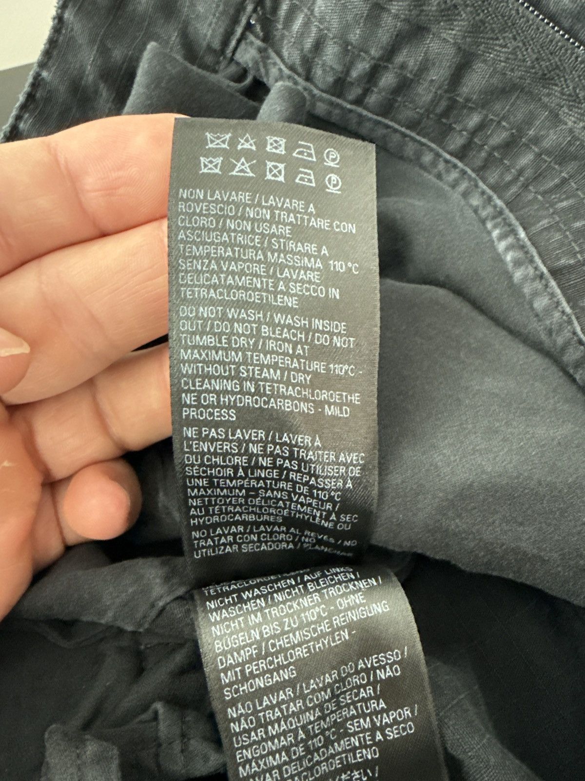 Balenciaga Balenciaga Destroyed Cargo Pants Size US 32 / EU 48 - 5 Thumbnail