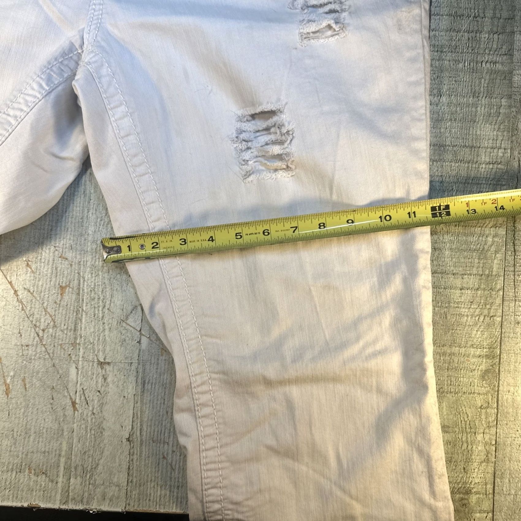 Vintage Amethyst Jeans Flared White Distress Women 16 Regular 39W 30In Inseam Boys? Size 26" / US 2 / IT 38 - 2 Thumbnail