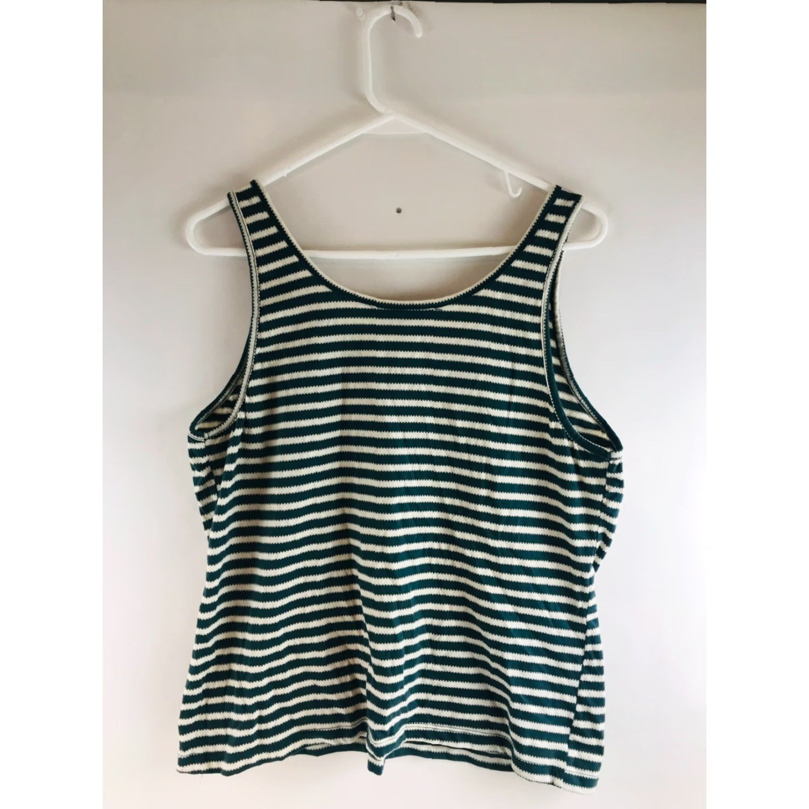 Vintage Sonoma Tank Top Women's XL Green Cream Striped Sleeveless Henley Scoop Neck - Casual Shirt T-Shirt Size XL / US 12-14 / IT 48-50 - 2 Thumbnail