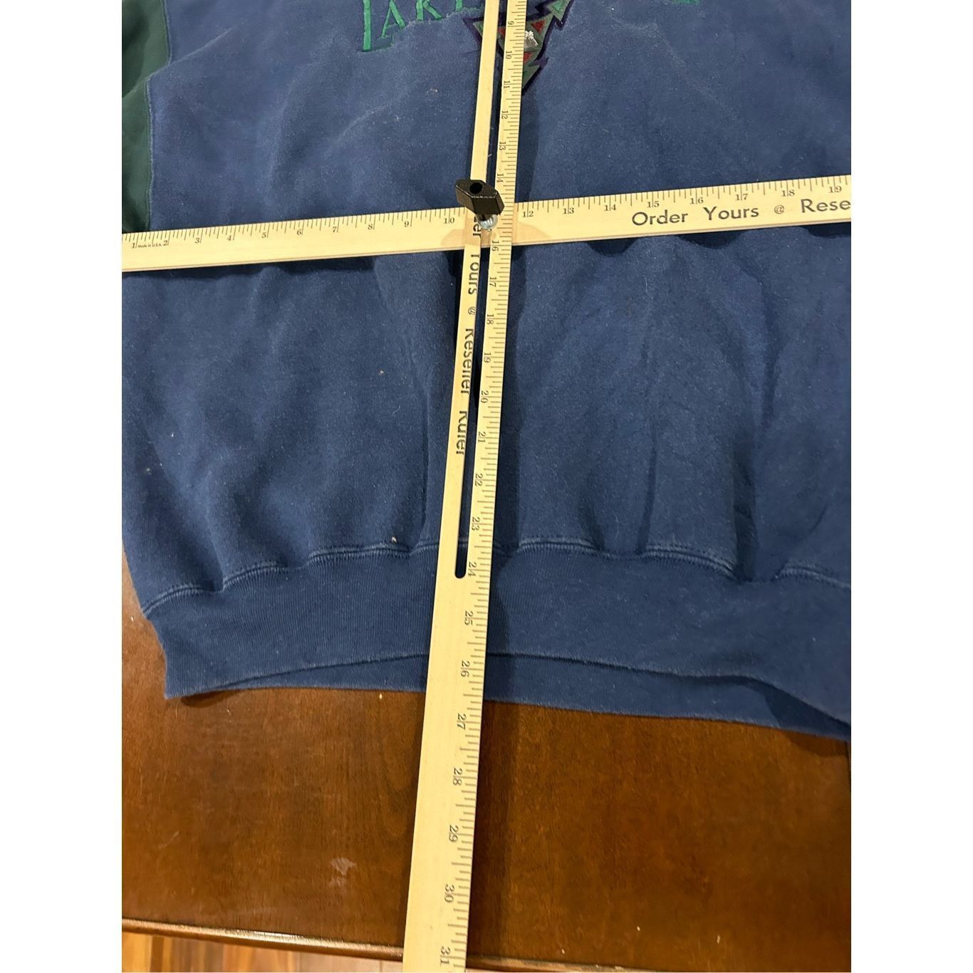 Vintage Size XL vintage 1990s Lake Tahoe embroidered sweatshirt crew Size US XL / EU 56 / 4 - 5 Thumbnail