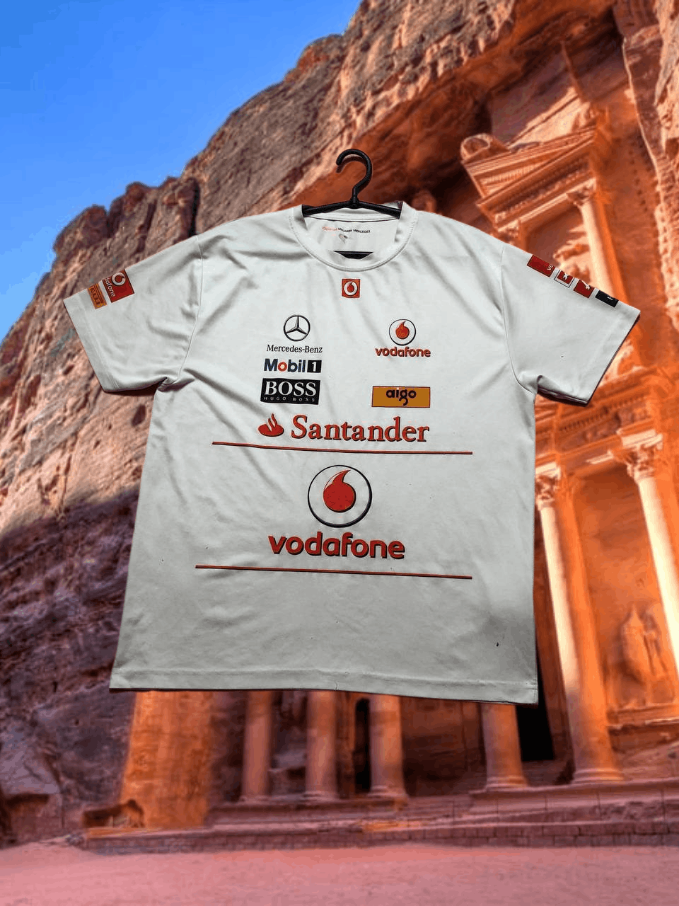 Mercedes-Benz Vintage Mercedes McLaren white T-shirt Y2K size XL Size US XL / EU 56 / 4 - 1 Thumbnail
