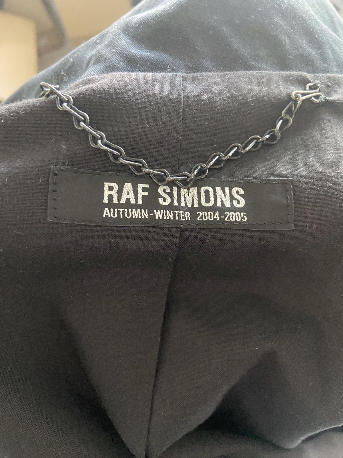 Raf Simons Redux, 2005 | Archive Fashion Scan | ARCHIVE.pdf