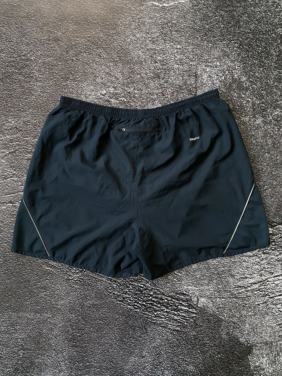 Nike Vintage Nike FitDry shorts nylon Y2K style Size US 36 / EU 52 - 4 Thumbnail