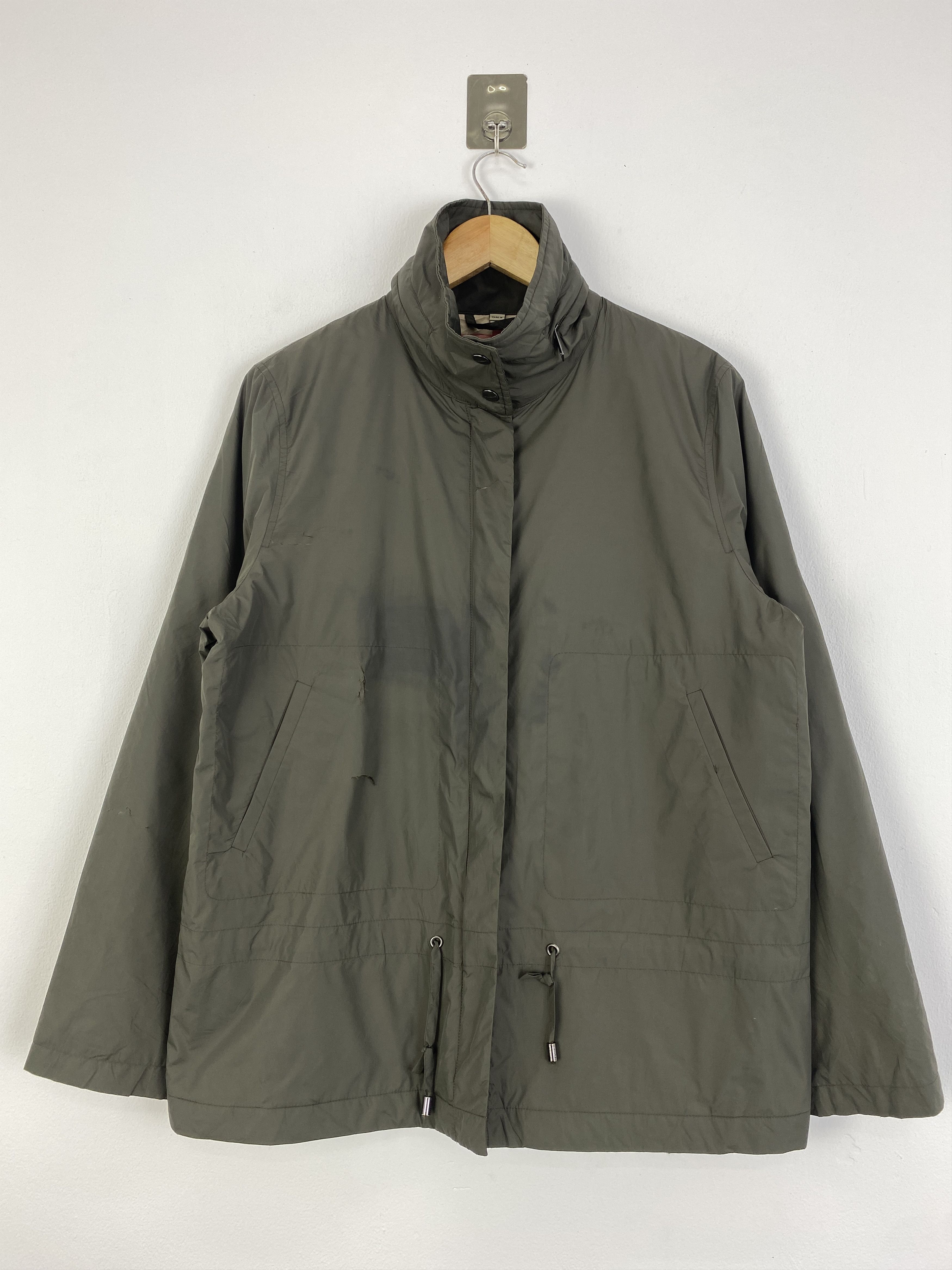 Burberry Vintage Burberry Olive Green Nylon Field Jacket JA0190 Size US L / EU 52-54 / 3 - 1 Thumbnail