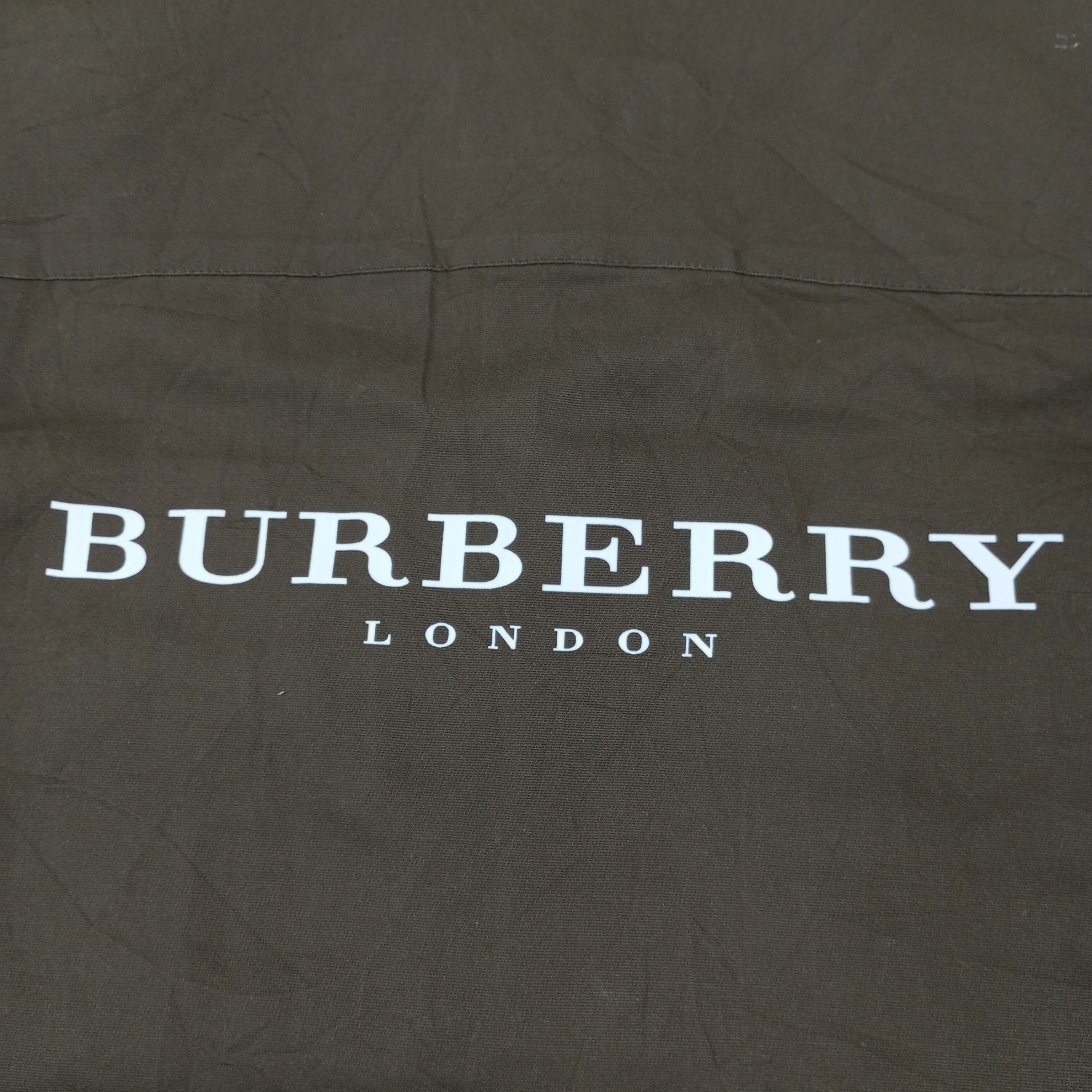 Burberry Burberry London Fashion Brand Custom Art Shirt Size US L / EU 52-54 / 3 - 2 Thumbnail