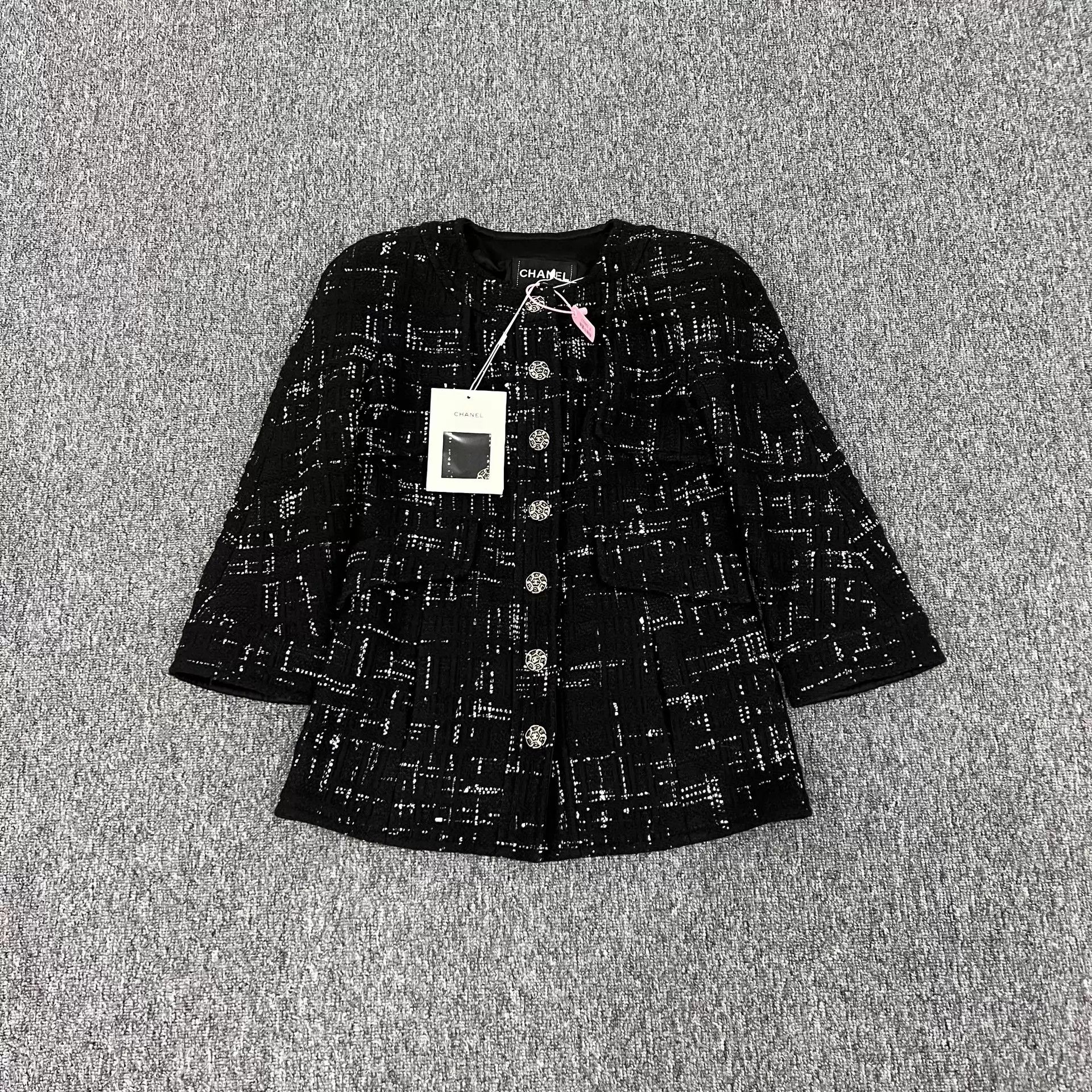 Chanel Chanel Black & White Pave Meteor Tweed Jacket 36 Size XS / US 0-2 / IT 36-38 - 1 Thumbnail