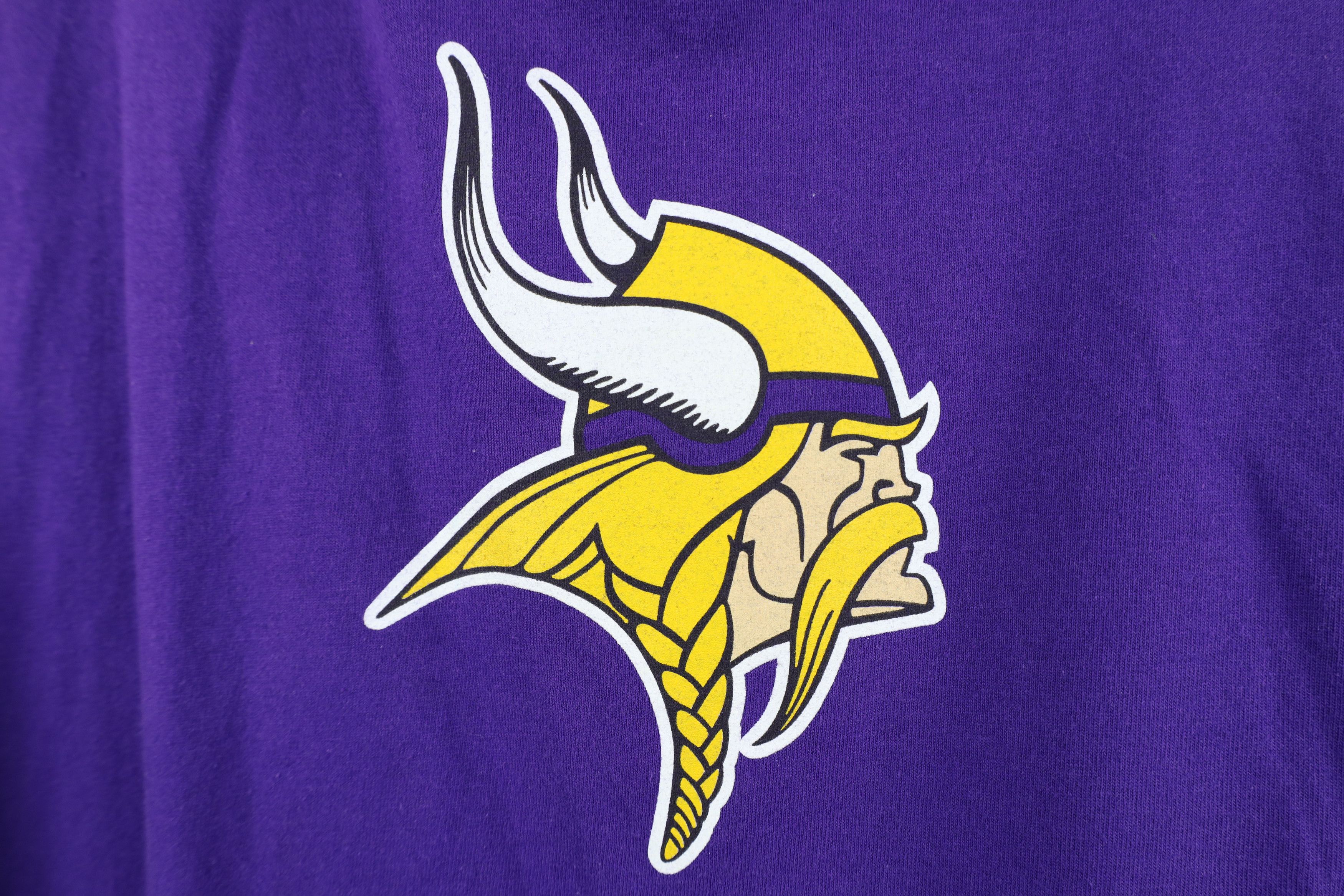 Reebok Vintage Reebok Minnesota Vikings Football Jersey T-Shirt Size US XXL / EU 58 / 5 - 4 Thumbnail