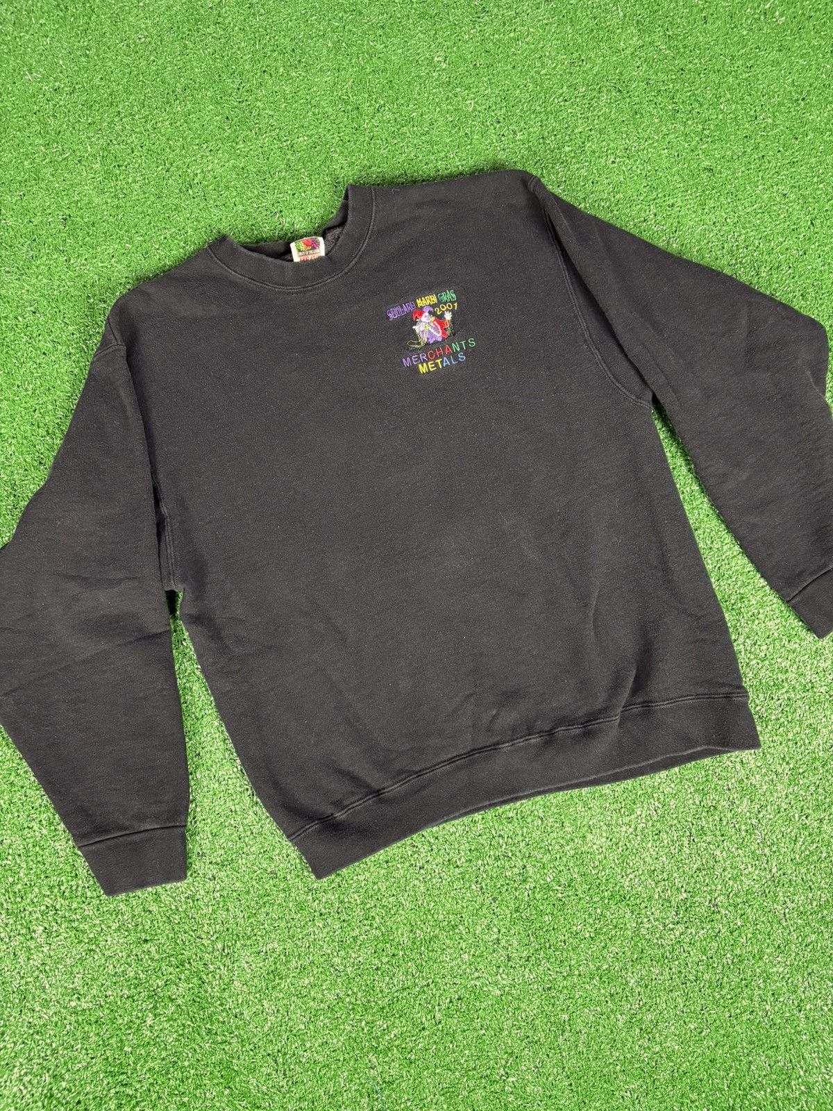 Vintage Vintage Y2K 2001 Mardi Gras Crewneck Sweatshirt Size US L / EU 52-54 / 3 - 1 Thumbnail