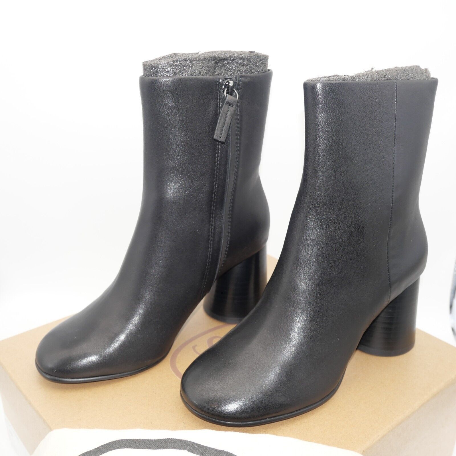 ASH NEW Ash Clone Round Heel Zip Up Ankle Boots Black Leather Size US 6 / IT 36 - 3 Thumbnail