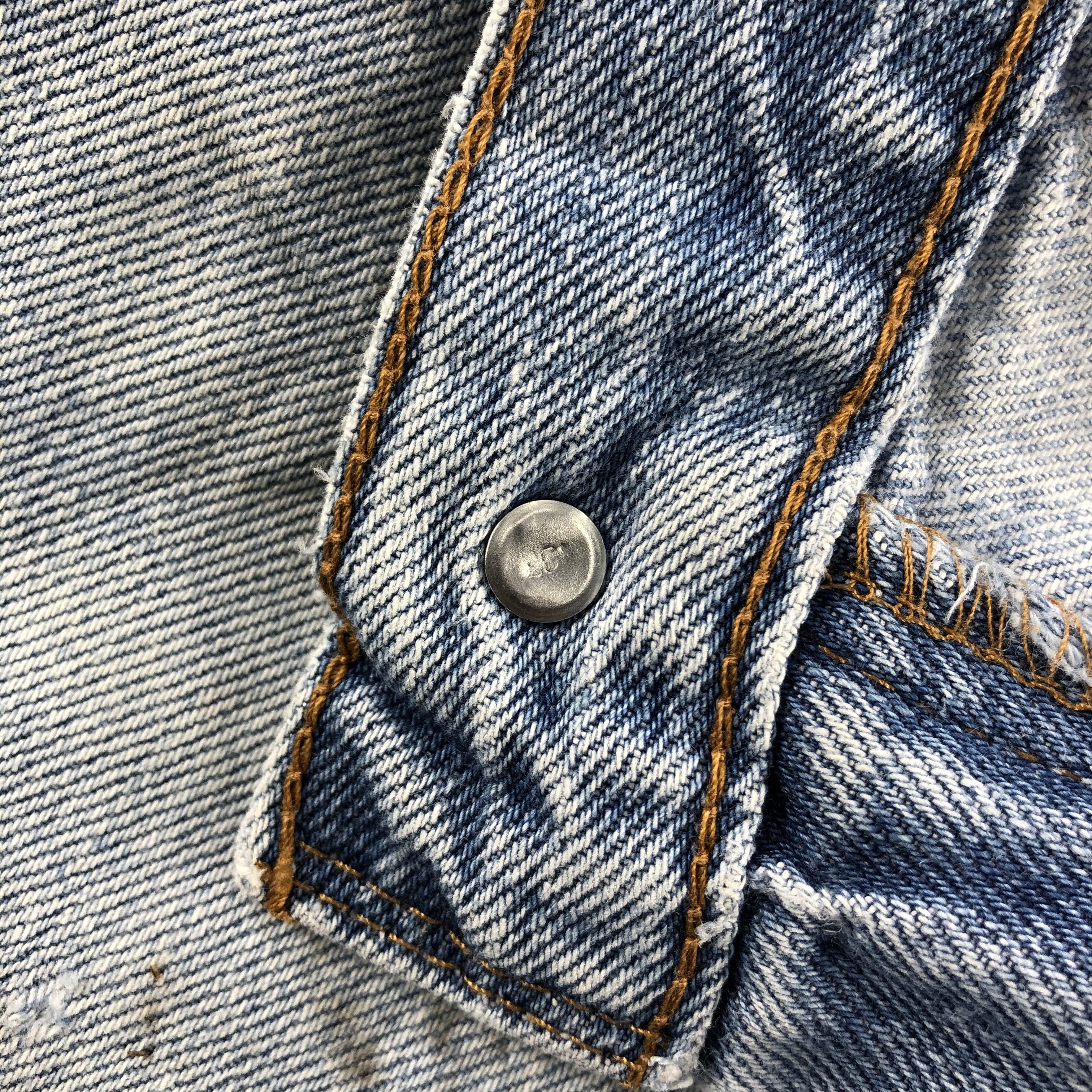 Levi's Vintage Light Wash Levis 505 Distress Jeans-J1245 Size US 32 / EU 48 - 9 Thumbnail