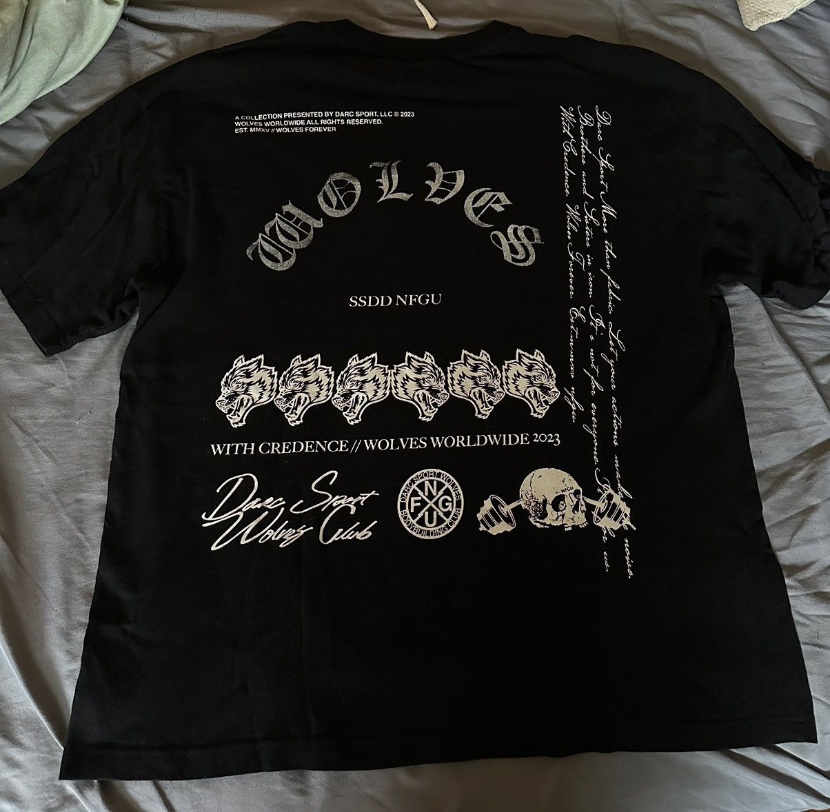 Darc Sport XL Darc Sport Wolves Worldwide Tee 9/2000 Limited Edition Size US XL / EU 56 / 4 - 1 Thumbnail