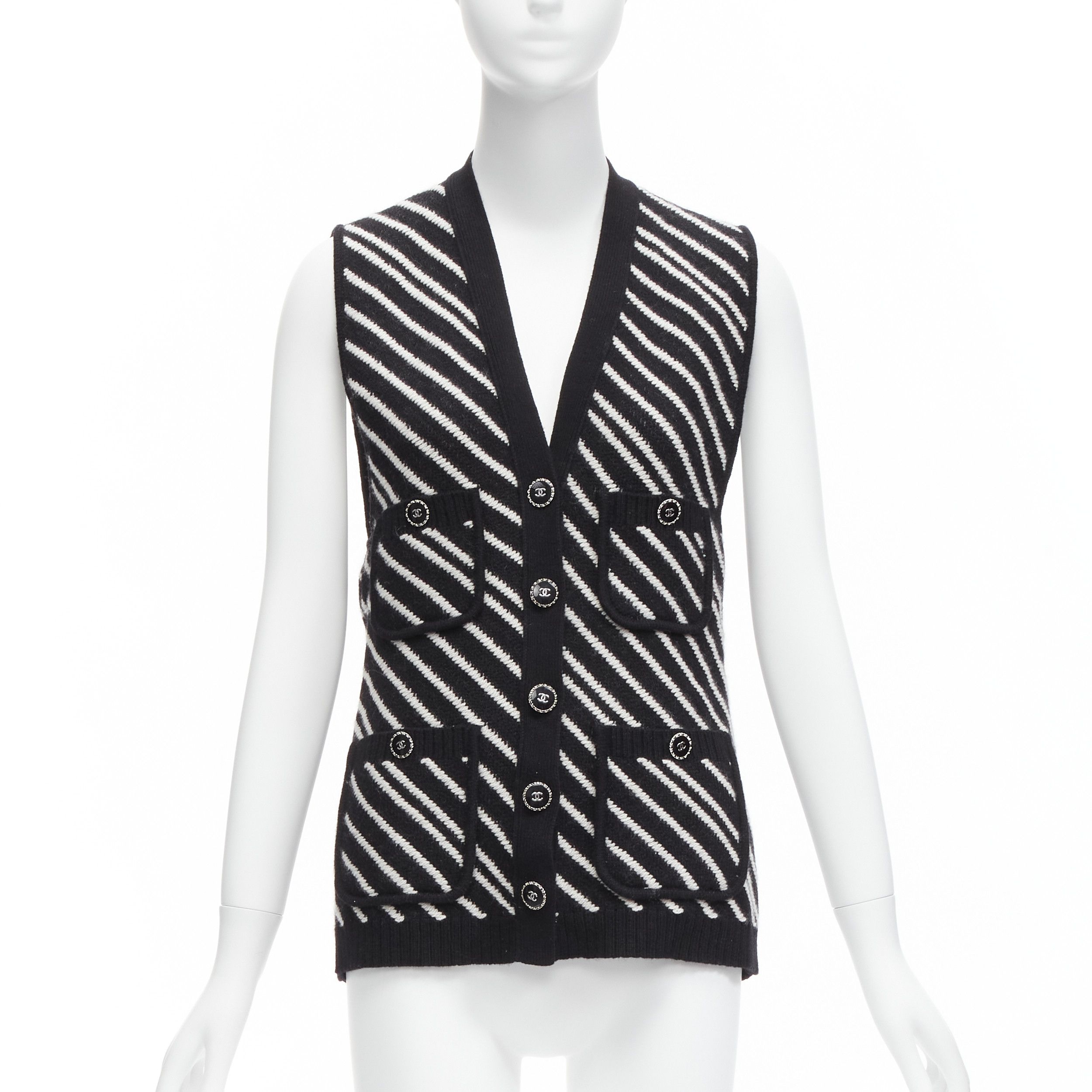 Chanel CHANEL 100% cashmere black white graphic stripes 4 pocket vest jacket FR34 XS Size XS / US 0-2 / IT 36-38 - 1 Thumbnail