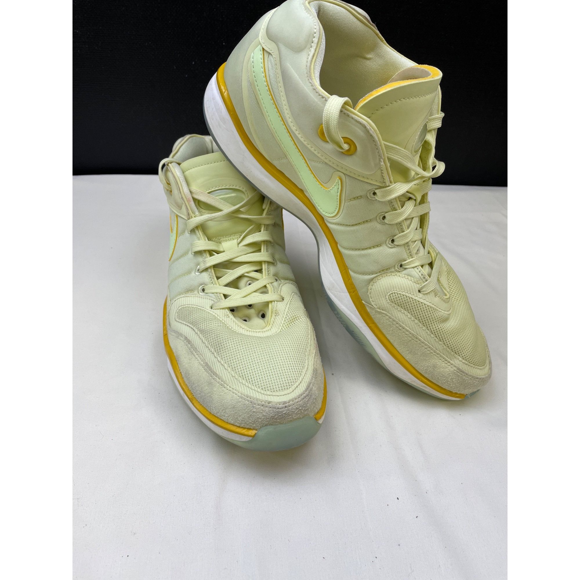 Nike Nike Air Zoom Men's Yellow Sneakers / Shoes Size 13 SKU 5822 Size US 13 / EU 46 - 1 Thumbnail