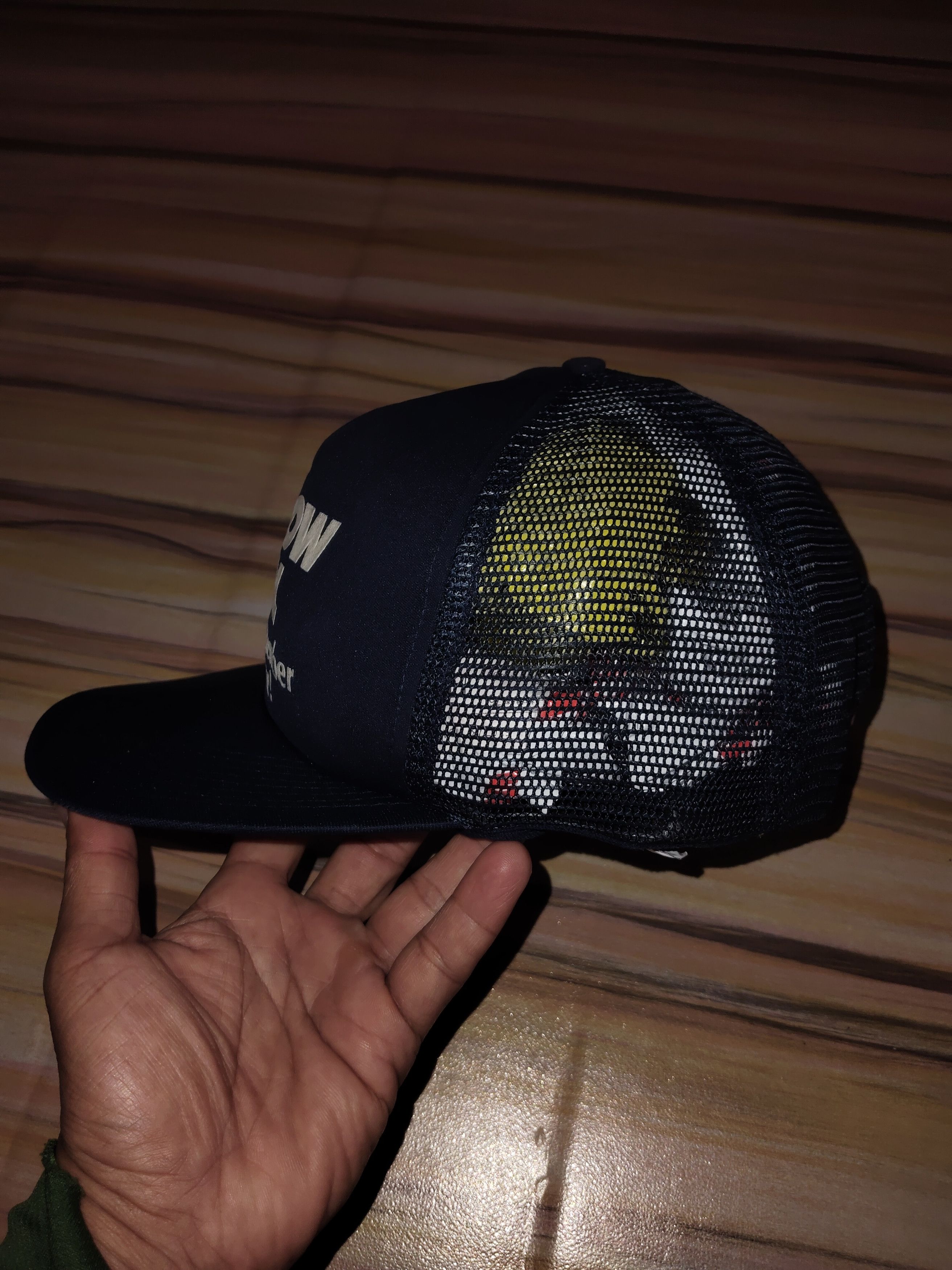 Vintage Vintage Script Trucker Cap Size ONE SIZE - 3 Thumbnail