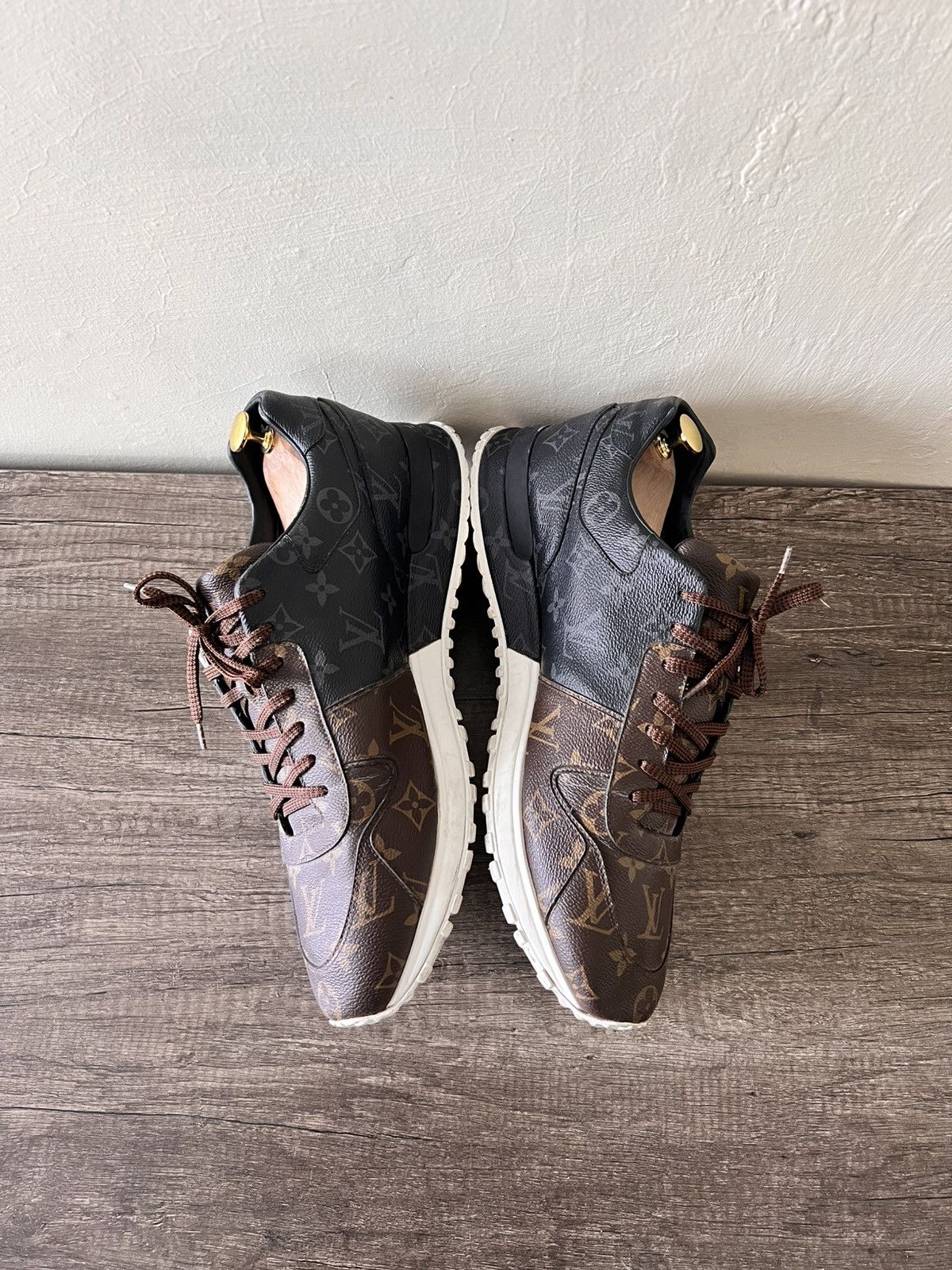 Louis Vuitton LOUIS VUITTON RUN AWAY TRIPLE MONOGRAM SNEAKERS Size US 12 / EU 45 - 10 Thumbnail