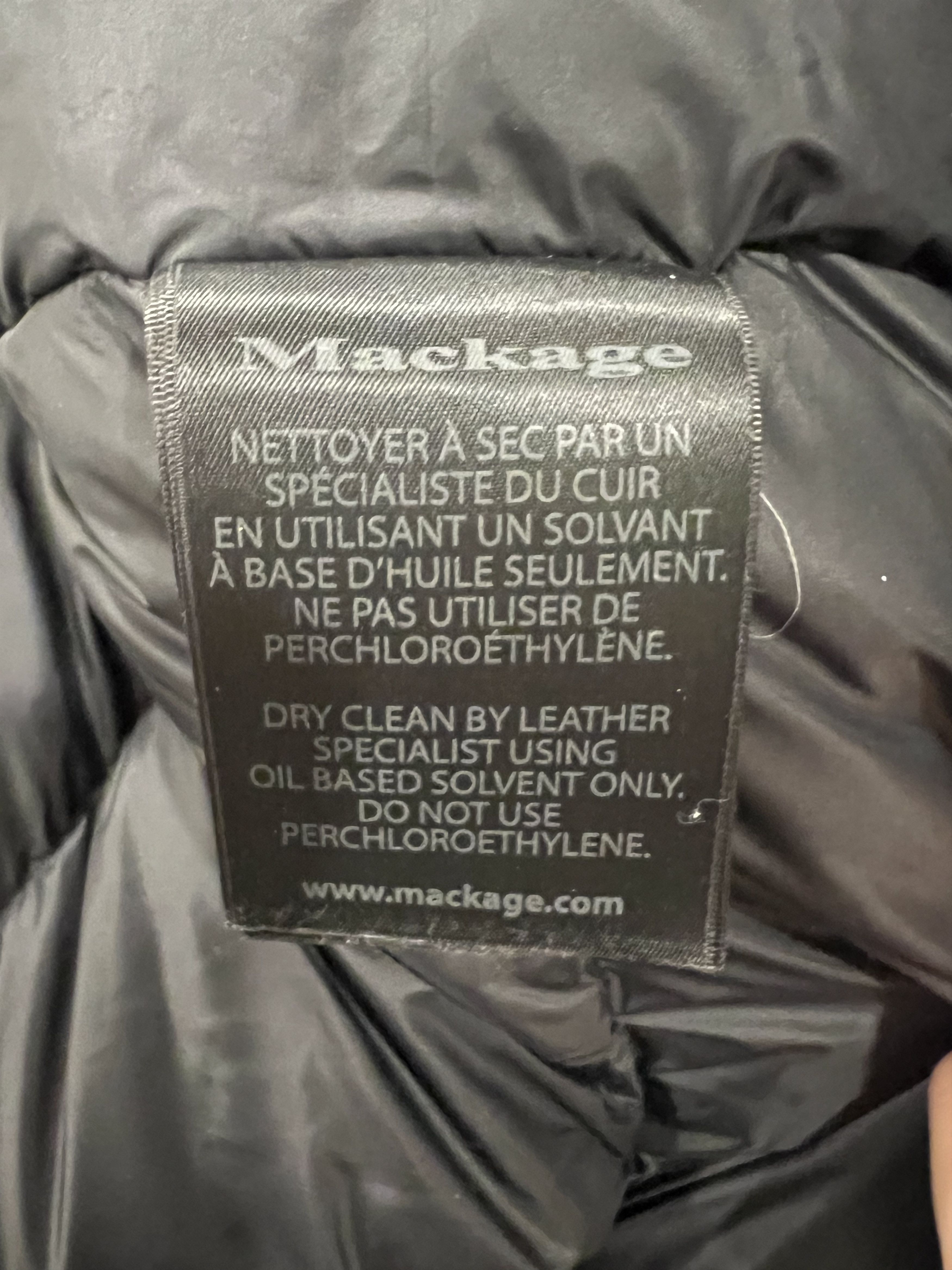 Mackage DIXON-JCZ 2-in-1 Camo Down Bomber With Shearling-Lined Hood Size US XS / EU 42 / 0 - 4 Thumbnail