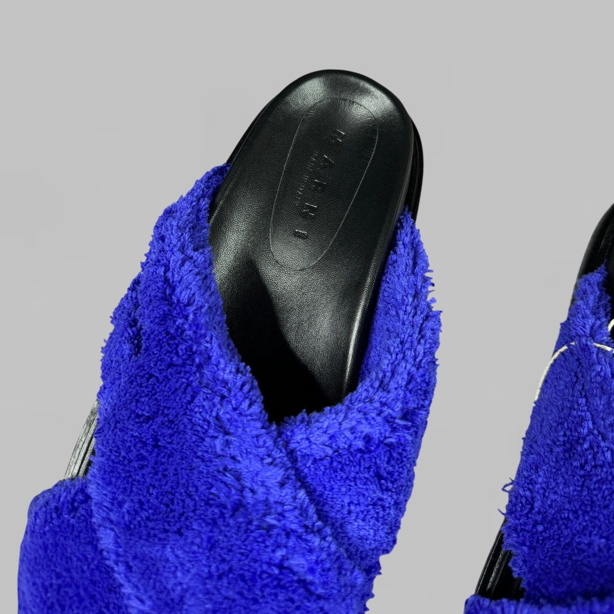 Marni MARNI NAVY FUR SLIDES NEW SIZE 43 Size US 10 / EU 43 - 3 Thumbnail