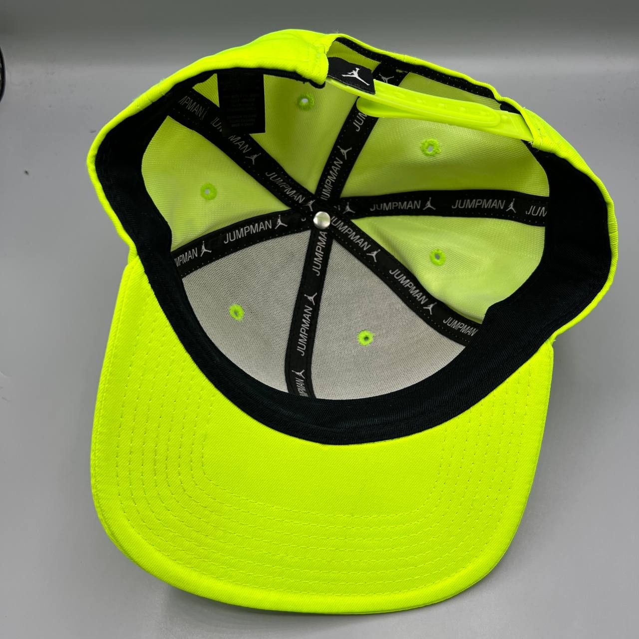 Jordan Brand Air Jordan Hat Men Neon Embroidered Jumpman Snap Back Cap Size ONE SIZE - 2 Thumbnail