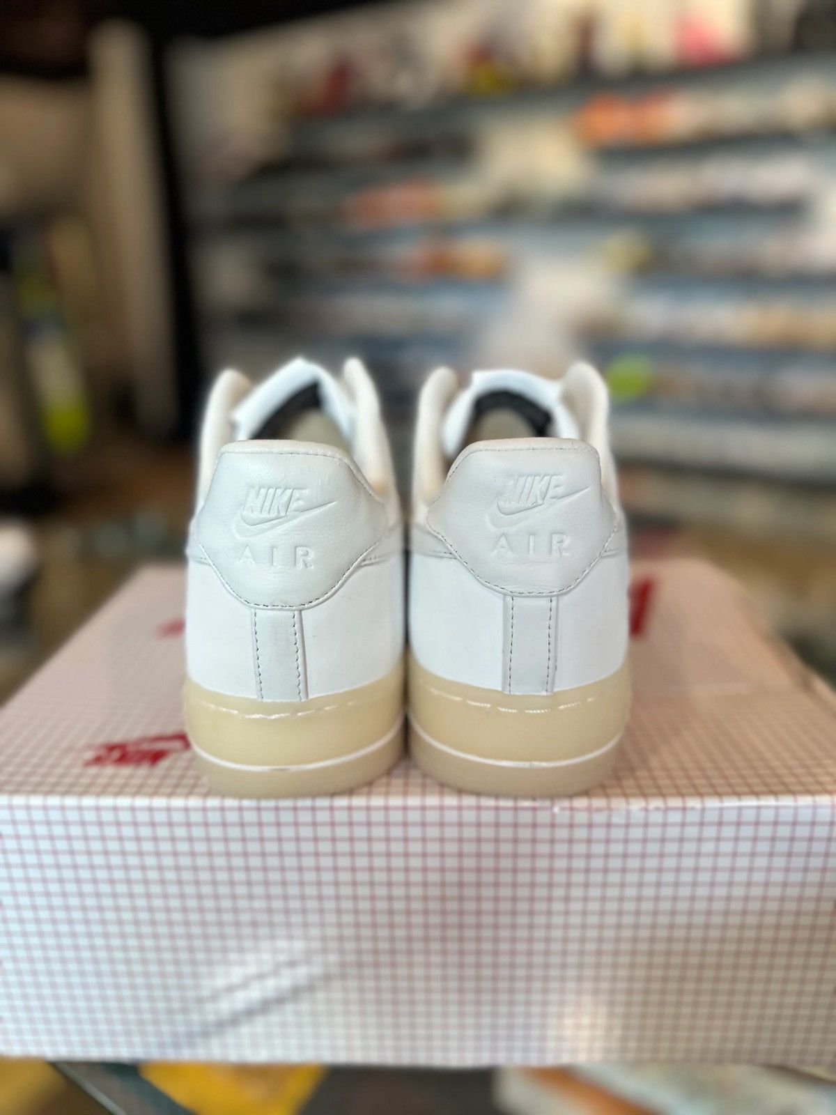 Nike AF1 XXX Pearl Collection White DS OG Size 11 Size US 11 / EU 44 - 3 Thumbnail