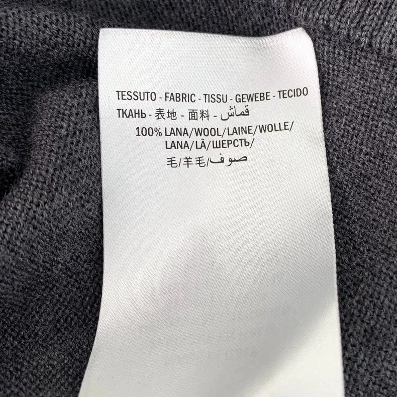 Gucci GucciDark gray wool V-neck long-sleeved sweater 2503-Nextar Size US XL / EU 56 / 4 - 7 Thumbnail