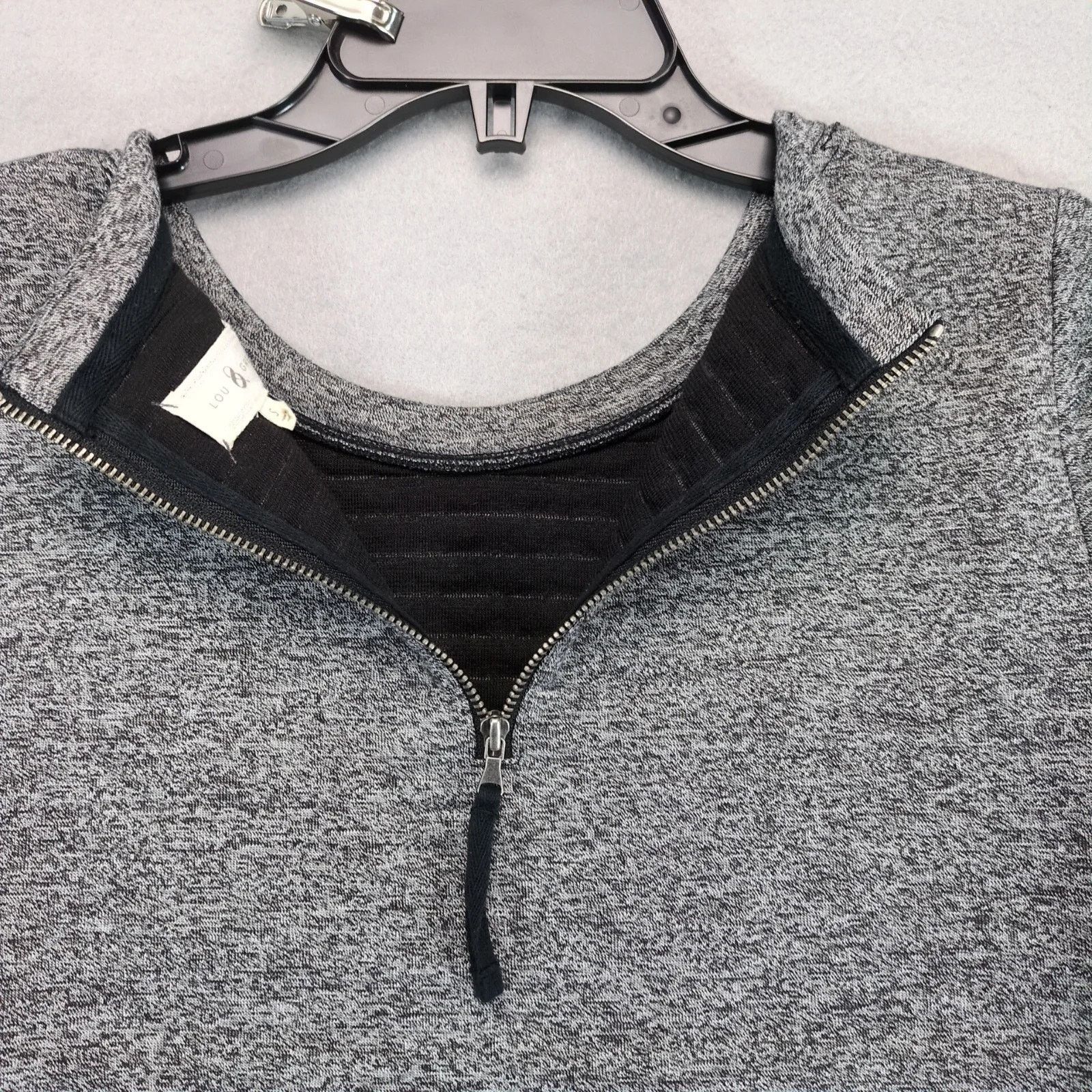 Lou & Grey Lou & Grey Quilted Knit Sheath Dress Sz S Gray & Black Size S / US 4 / IT 40 - 4 Thumbnail