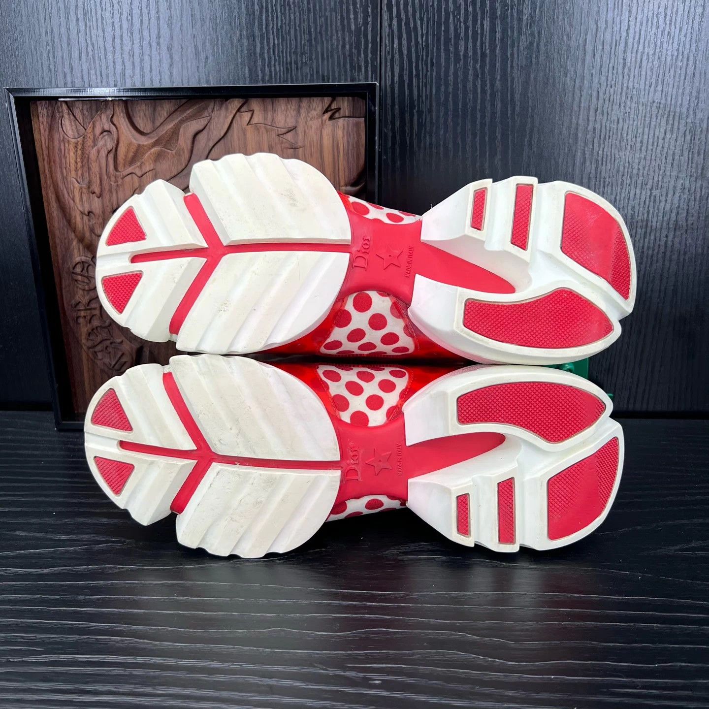 Dior DIOR D-Connect white and red spotted 36.5 Size US 6 / IT 36 - 6 Thumbnail