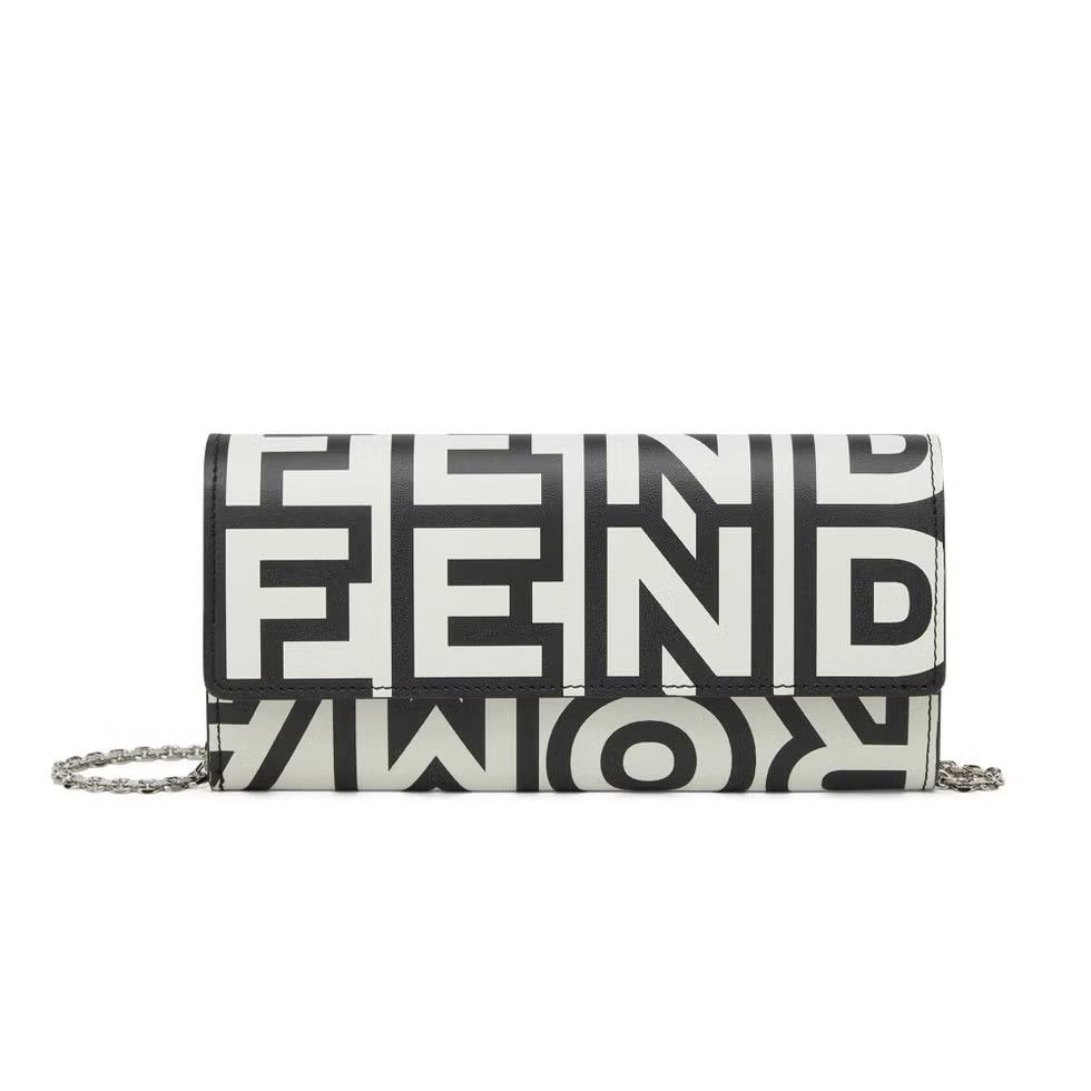 Fendi o1loc1c0824 Size: OS / Chain Wallet in Black/White Size ONE SIZE - 1 Preview