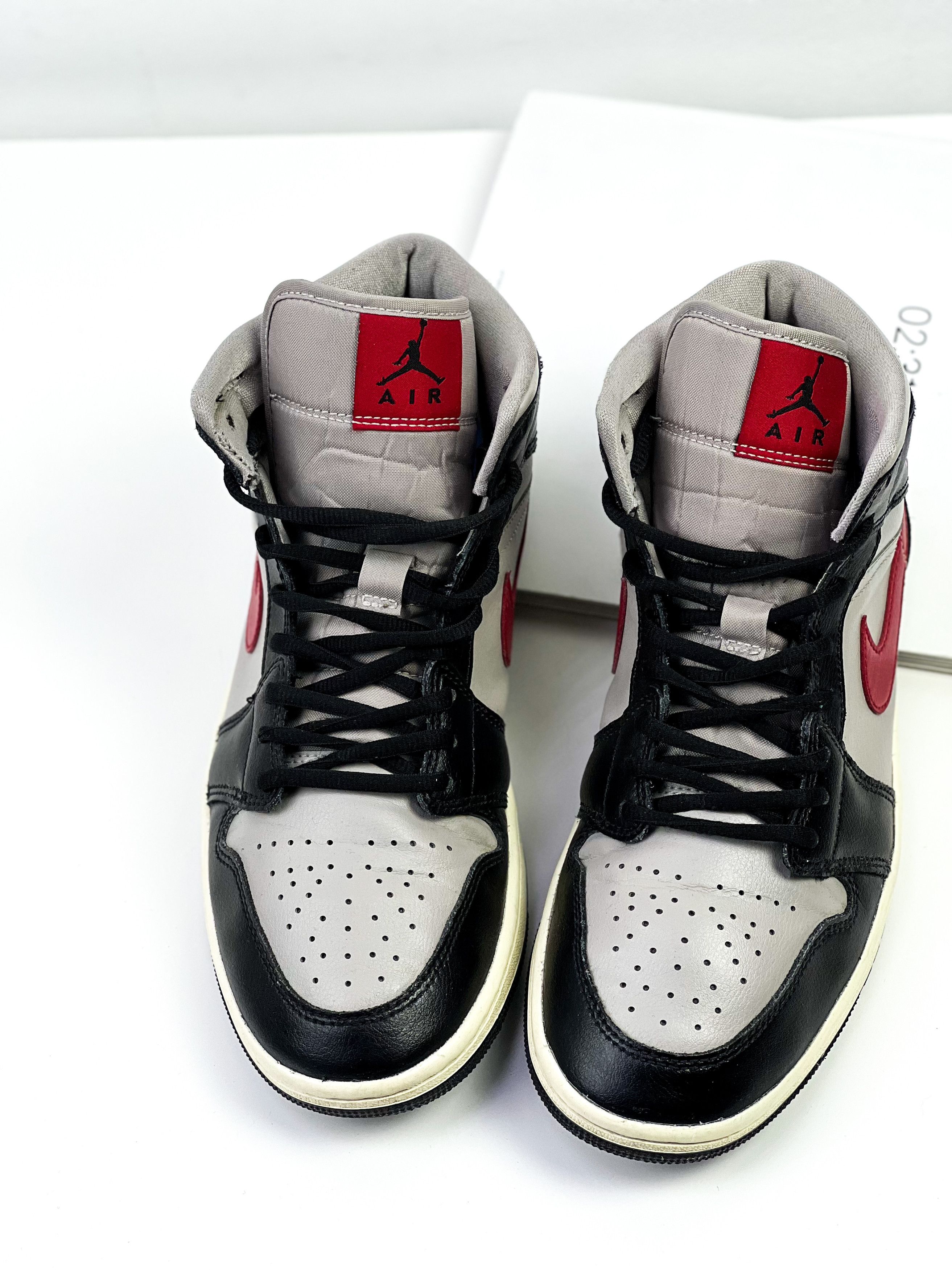 Jordan Brand × Nike Air Jordan 1 Mid Size US 9 / EU 42 - 4 Thumbnail