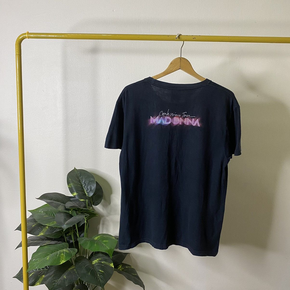 Band Tees Vintage 2007 Madonna The Confessions Tour Tee Size US M / EU 48-50 / 2 - 4 Thumbnail