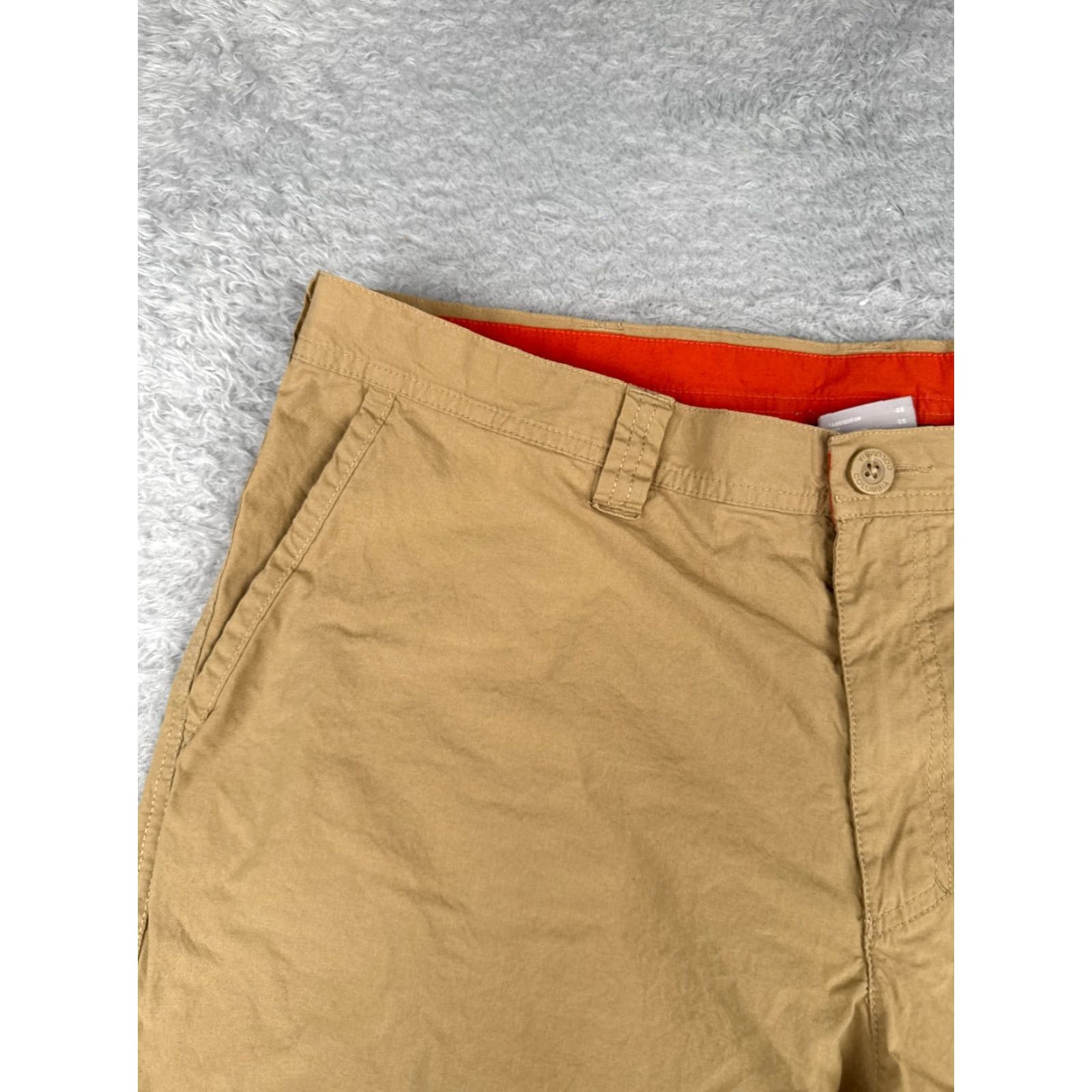Vintage Columbia Men Shorts 38 Beige Chino 100% Cotton Zip Fly 38x10 Casual Travel Size US 38 / EU 54 - 4 Thumbnail