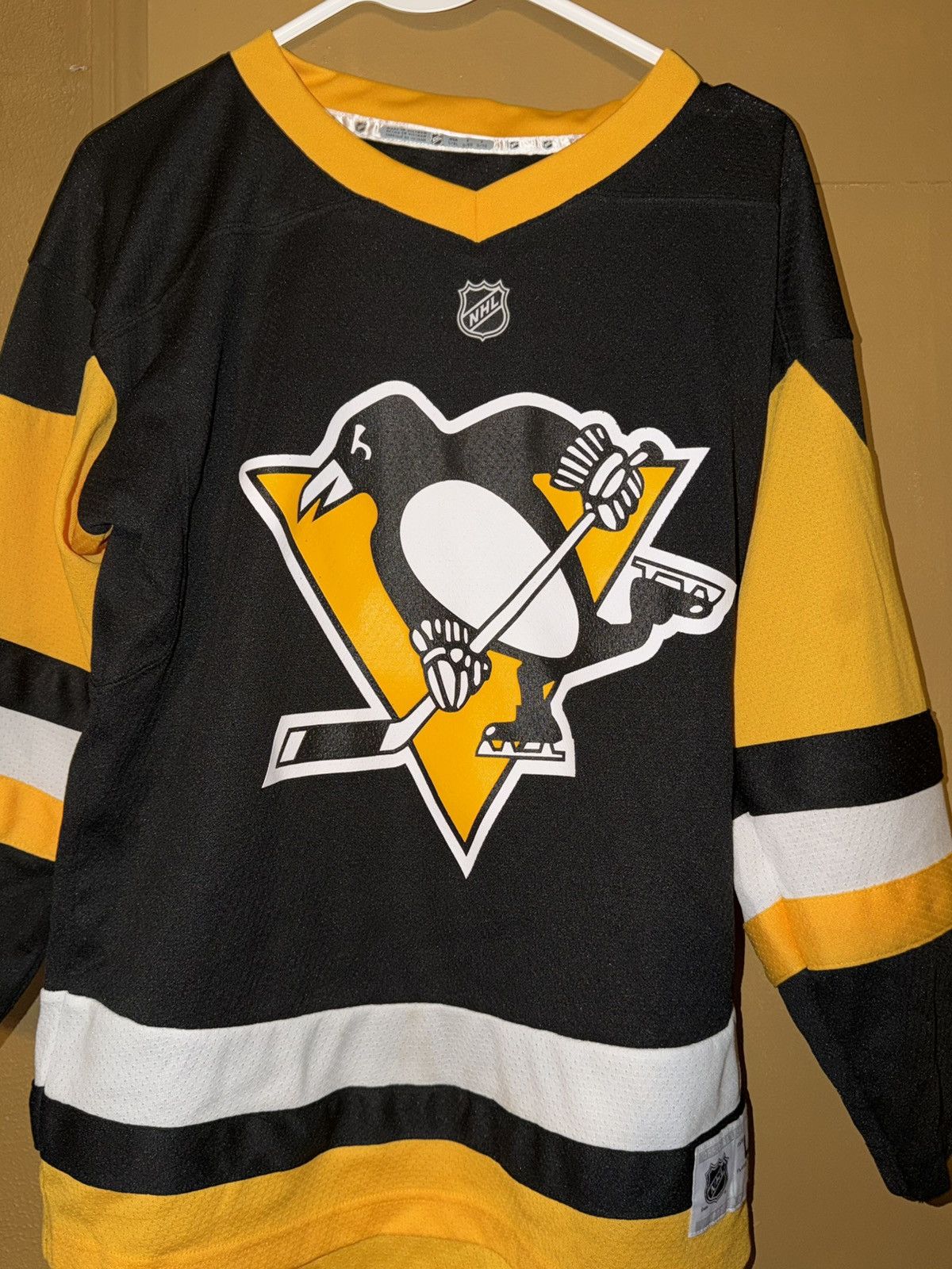 NHL NHL Pittsburgh Penguins Youth Hockey Jersey Boys Size L/XL Size US L / EU 52-54 / 3 - 3 Thumbnail