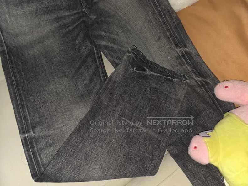Neighborhood Neighborhood size S Jeans Size US 27 - 4 Thumbnail