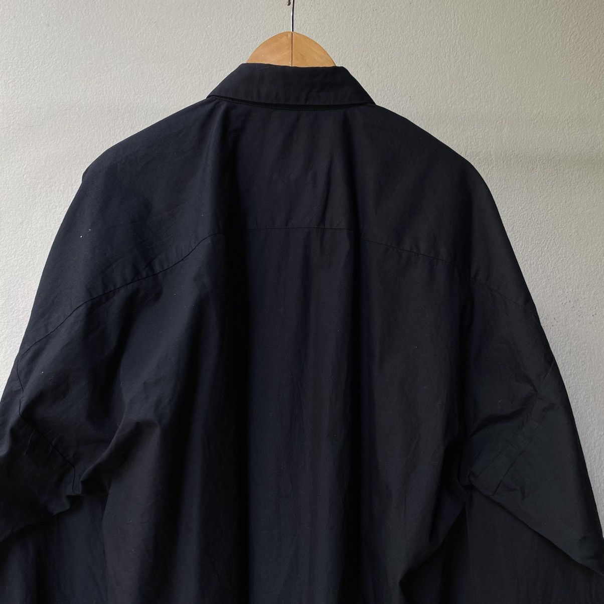 Norma Kamali Norma Kamali Long Sleeve Black Collar Shirt Size XL / US 12-14 / IT 48-50 - 12 Thumbnail