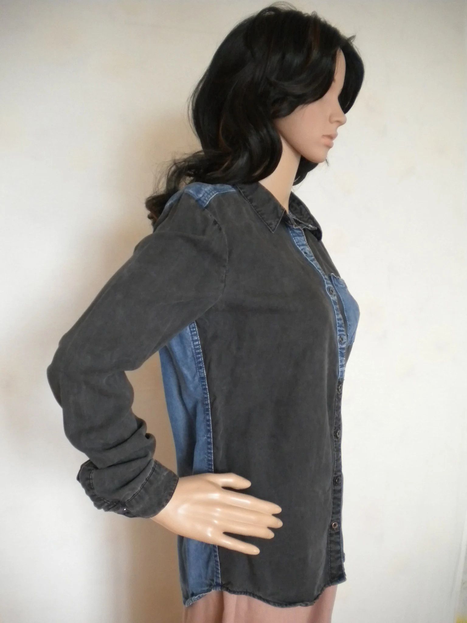 Bershka Vintage denim shirt collared button down shirt long sleeves Size M / US 6-8 / IT 42-44 - 5 Thumbnail
