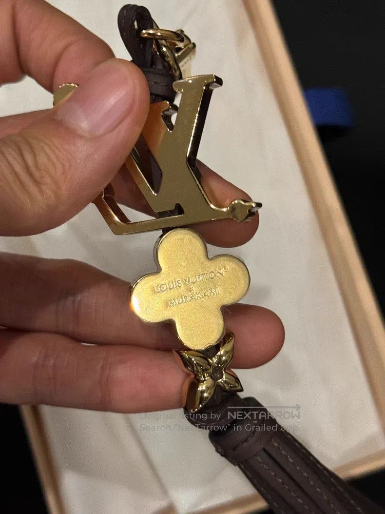 Louis Vuitton Louis Vuitton Keychain Size ONE SIZE - 2 Thumbnail