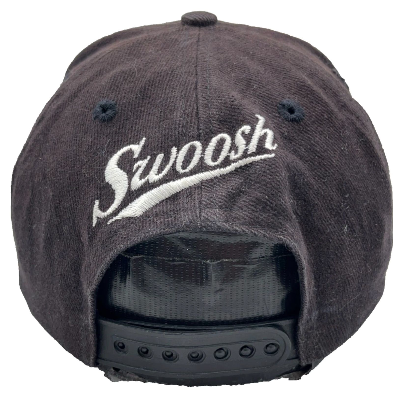 Nike VINTAGE Nike Hat Cap Snap Back Black Center Swoosh Script 80s 90s Worn Sun Faded Size ONE SIZE - 2 Thumbnail