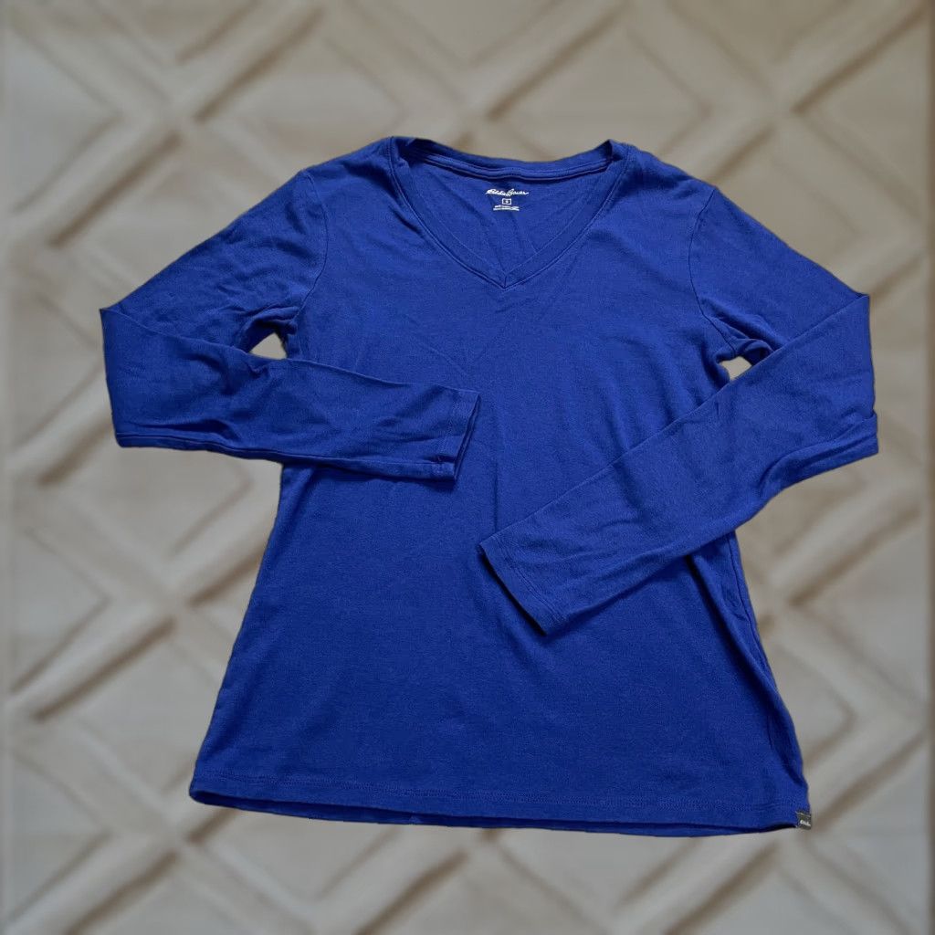 Eddie Bauer VINTAGE Eddie Bauer Women's Shirt Small Blue Long Sleeve V-Neck Casual Cotton Basic 90s Womens Size S / US 4 / IT 40 - 1 Thumbnail
