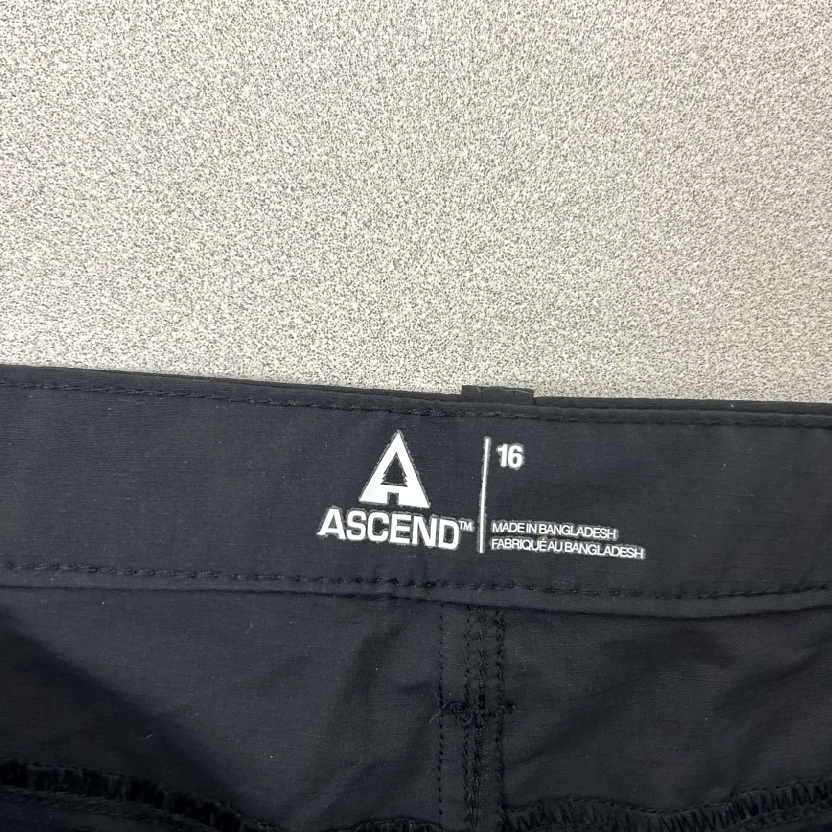 ASCENO Ascend Womens Explorer Cargo Pants Black 16 Lightweight Stretch Outdoor Hiking Casual Travel Regular Straight Pockets Front Zip Button Convertible Leg Size 38" / US 16 / IT 52 - 4 Thumbnail