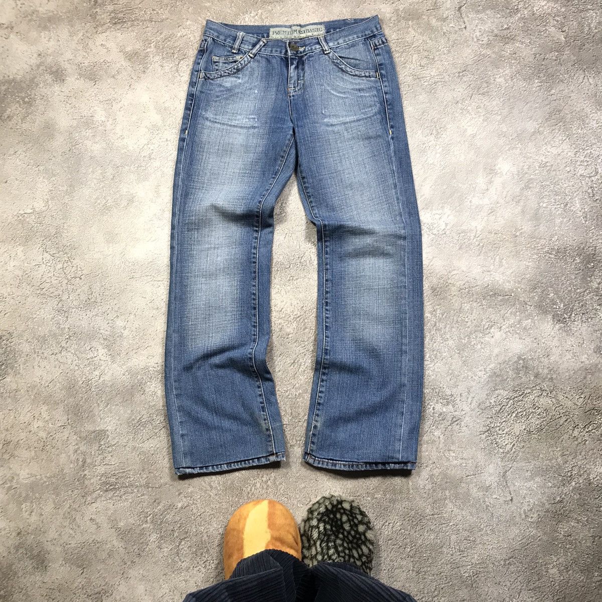 Vintage Vintage Y2K Baggy Distressed Flared Jeans Grunge Skate 28 Size 28" / US 6 / IT 42 - 1 Thumbnail