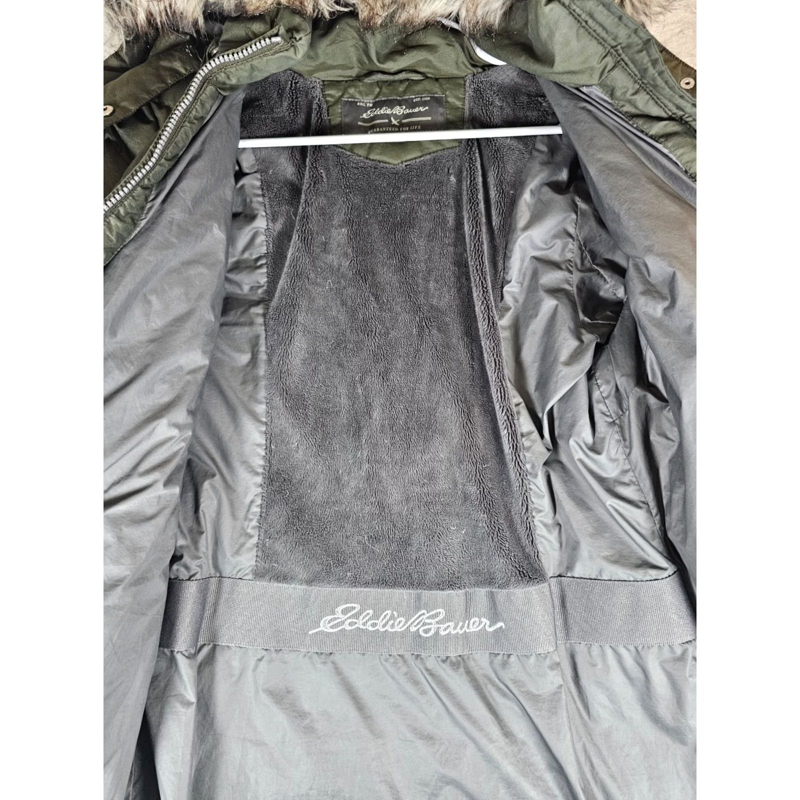 Eddie Bauer VINTAGE Eddie Bauer Sun Valley Parka Womens Size Small Green Down Hooded Fur Lined Long Coat Winter Jacket Size S / US 4 / IT 40 - 6 Thumbnail