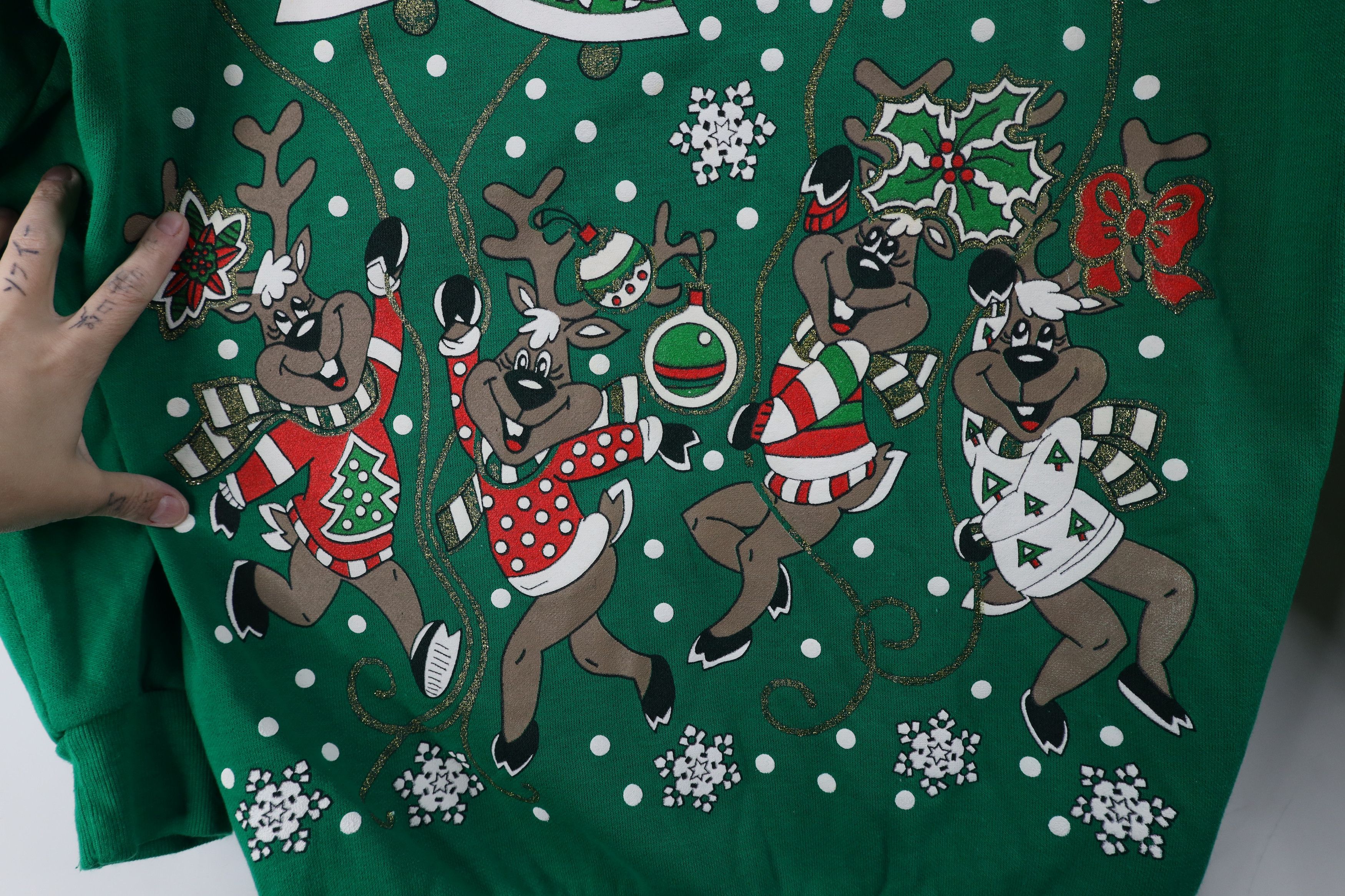 Vintage Vintage 90s Streetwear Reindeer Snowflake Sweatshirt USA Size L / US 10 / IT 46 - 7 Thumbnail