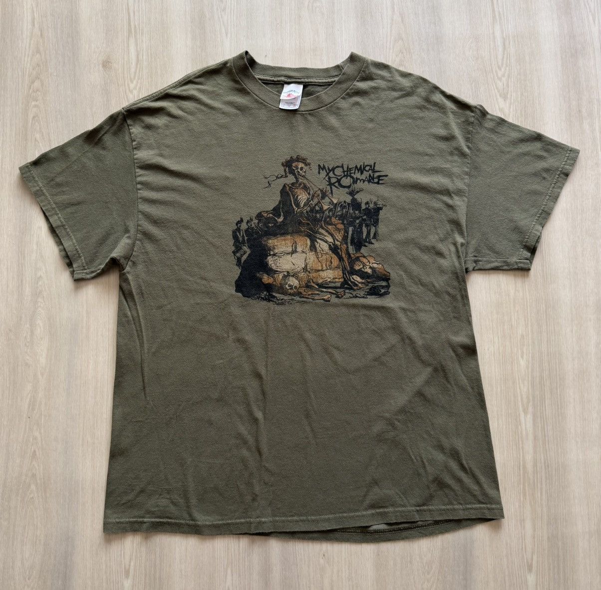 Vintage Vintage My Chemical Romance Tee Olive Sz XL Tennessee River Size US XL / EU 56 / 4 - 1 Thumbnail
