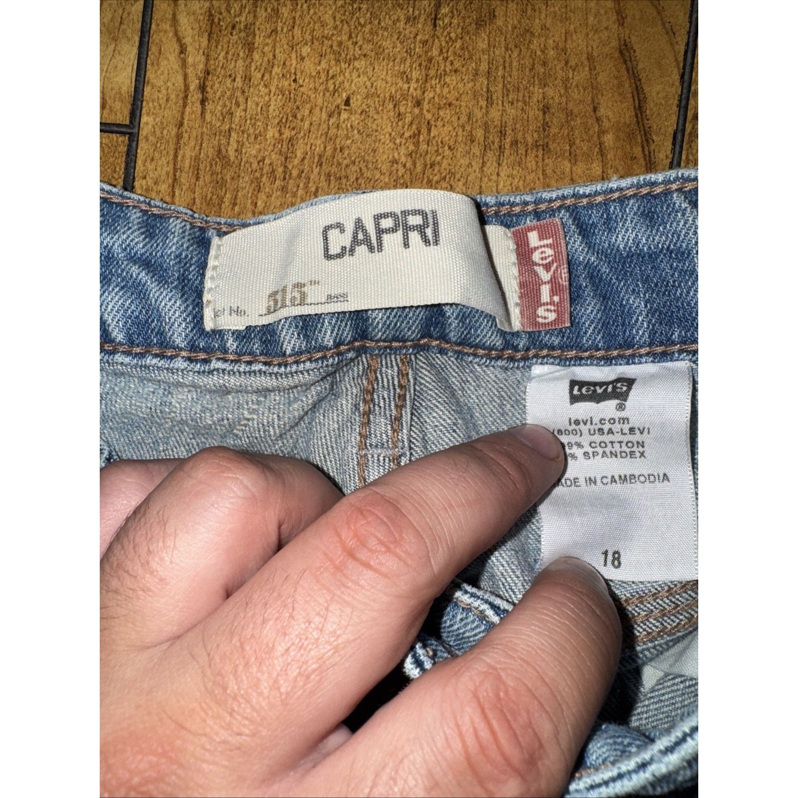 Levi's × Vintage Women’s Levi’s 515 Capri Jeans Washed Blue 36x25 Size 36" / US 14 / IT 50 - 3 Thumbnail