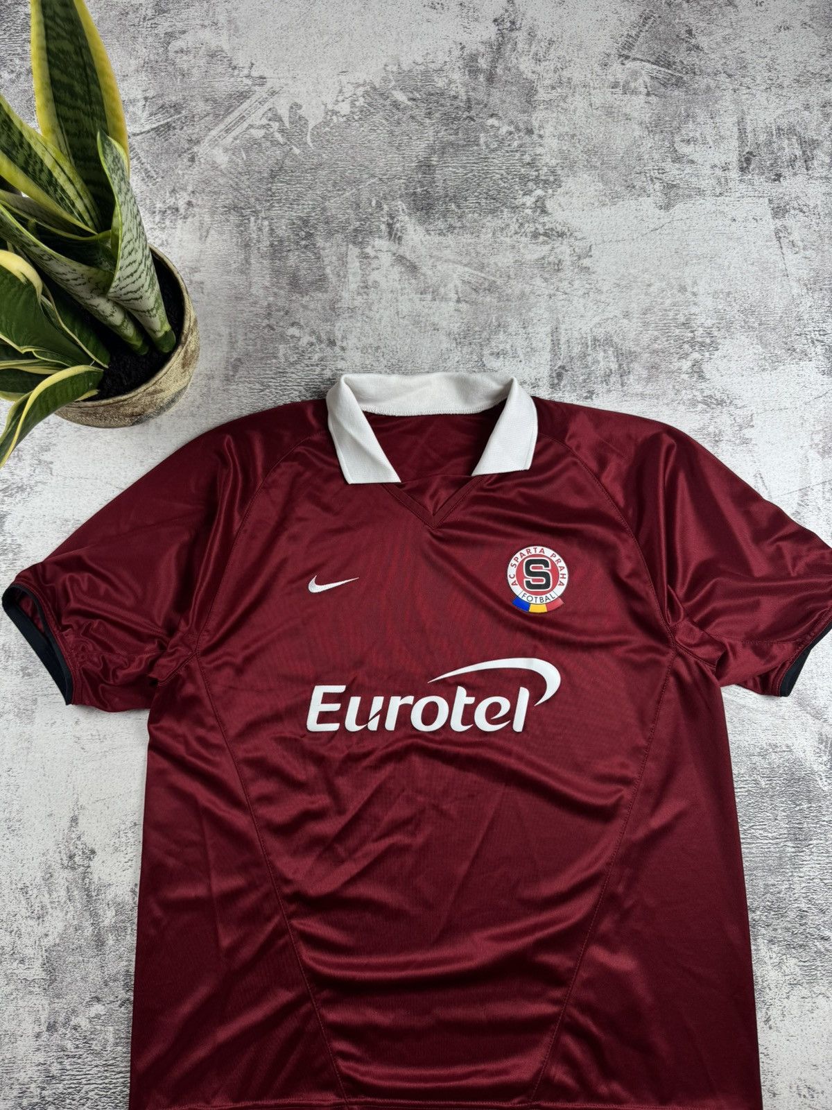 Nike AC Sparta Praha 2004 Homme Men’s XL Nike Soccer Football Home Kit T Shirt Jersey Size US XL / EU 56 / 4 - 4 Thumbnail