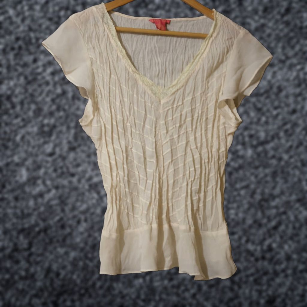 Vintage Sunny Leigh Ivory Sheer Ruffle Sleeveless Top Women XL Shirt Blouse Casual Party/Cocktail Travel Lightweight Chiffon 90s? Size XL / US 12-14 / IT 48-50 - 1 Thumbnail