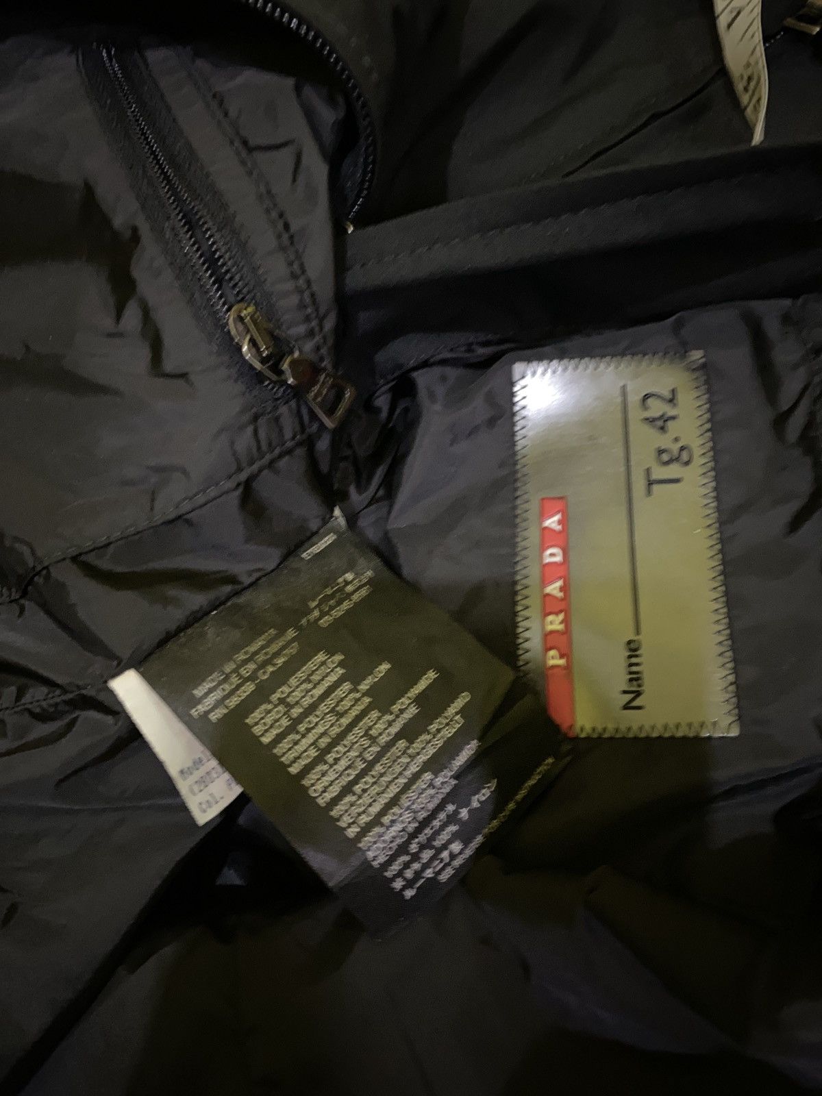 Prada collar neck button gore tex jacket Size M / US 6-8 / IT 42-44 - 3 Thumbnail
