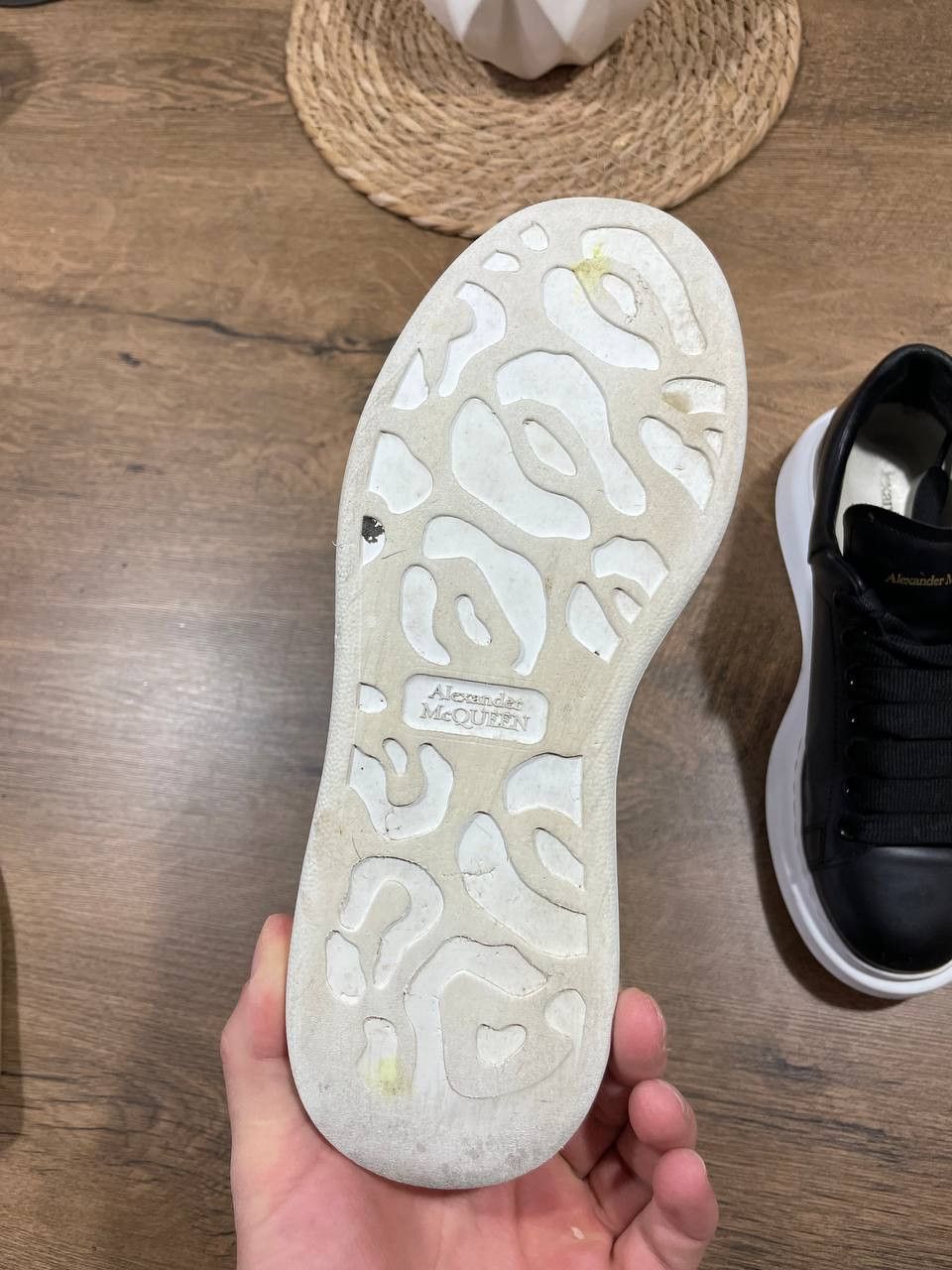 Alexander McQueen Alexander McQueen Oversized Sneakers Size 36 Size US 6 / IT 36 - 12 Thumbnail